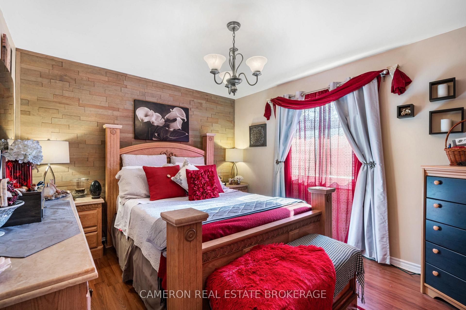 Photo 10 of 1127 Fourth Street E, Cornwall — HOMEH