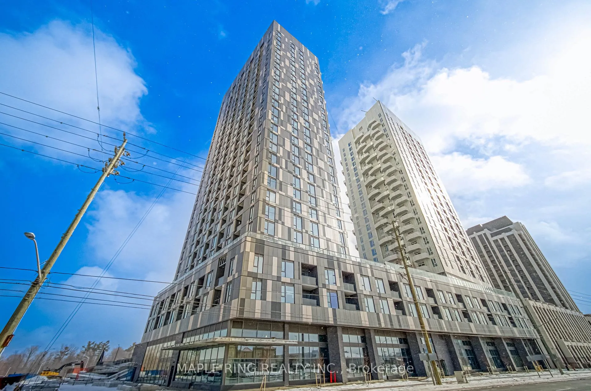 Photo 1 of Unit 435, 498 Caldari Road, Vaughan, Concord — HOMEH