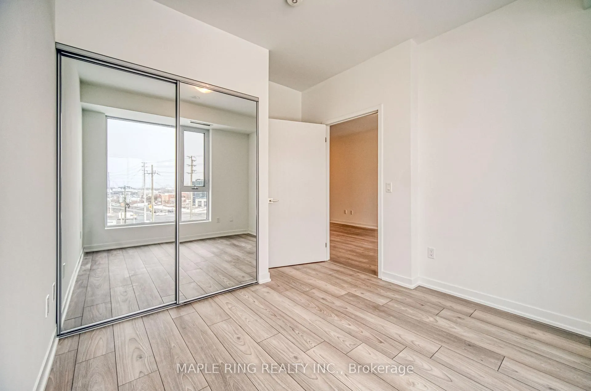 Photo 9 of Unit 435, 498 Caldari Road, Vaughan, Concord — HOMEH
