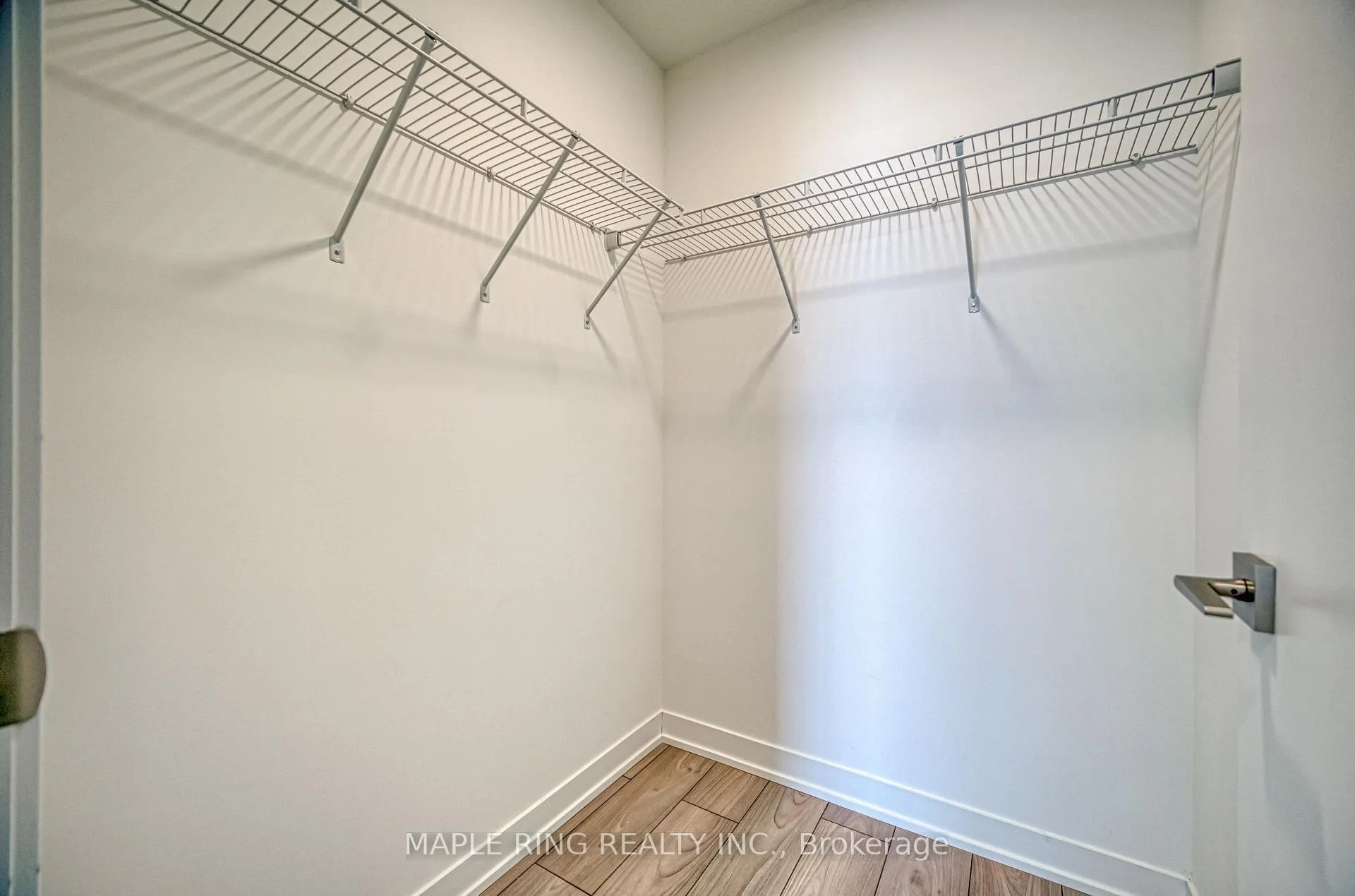 Photo 13 of Unit 435, 498 Caldari Road, Vaughan, Concord — HOMEH
