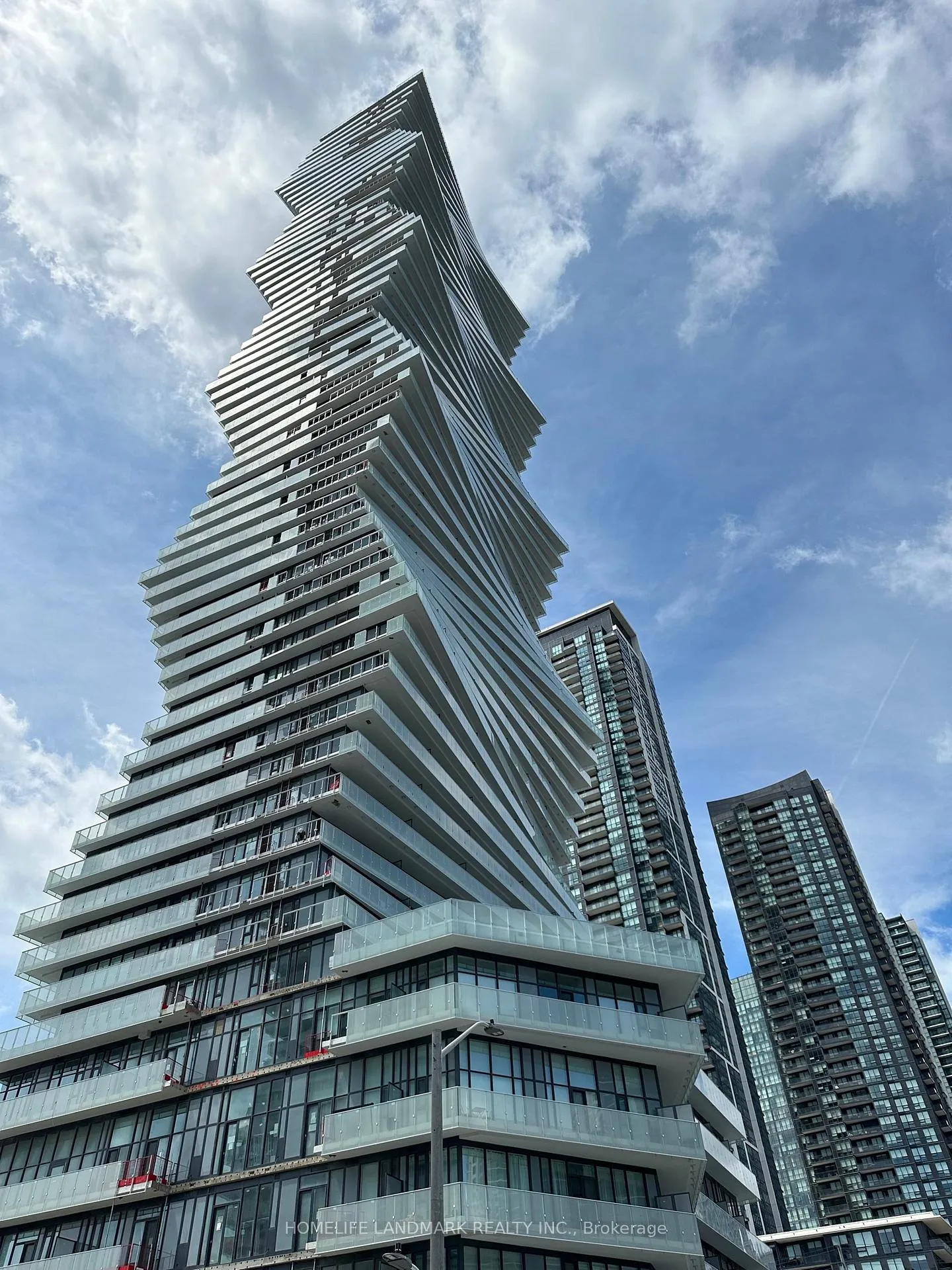 Front of Unit 5410, 3900 Confederation Parkway