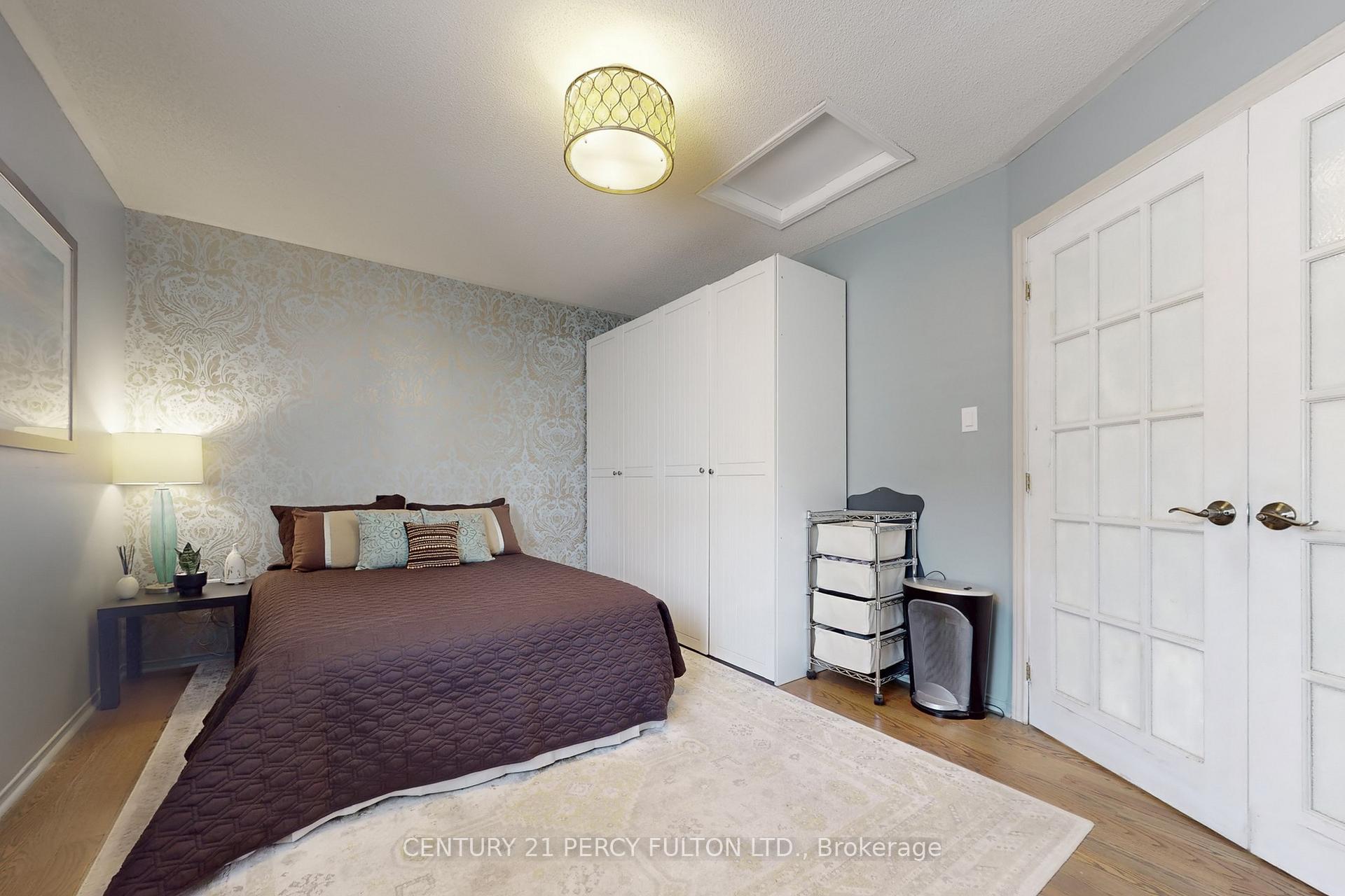 Photo 19 of 50 Freeland Avenue, Clarington, Bowmanville — HOMEH