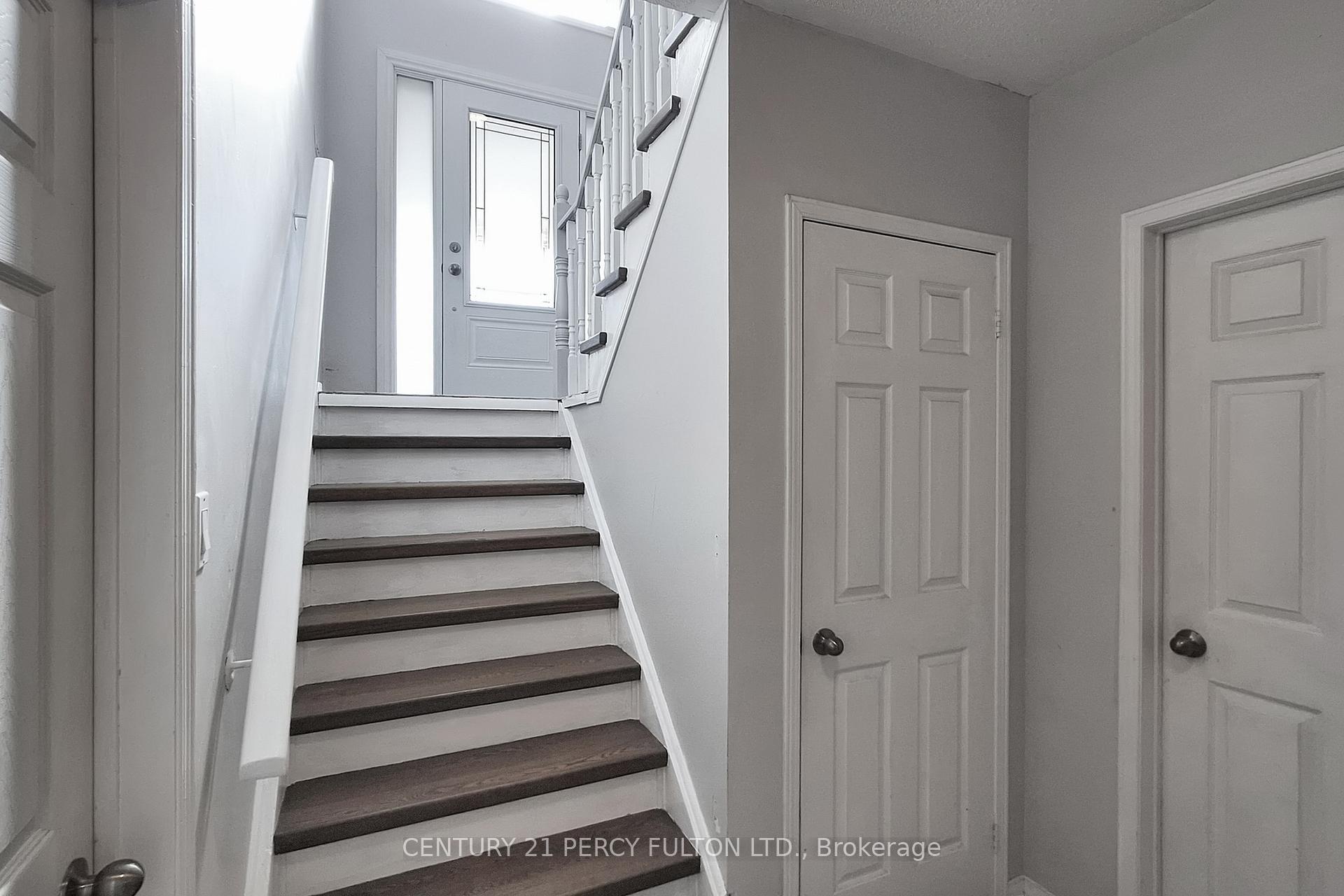 Photo 28 of 50 Freeland Avenue, Clarington, Bowmanville — HOMEH