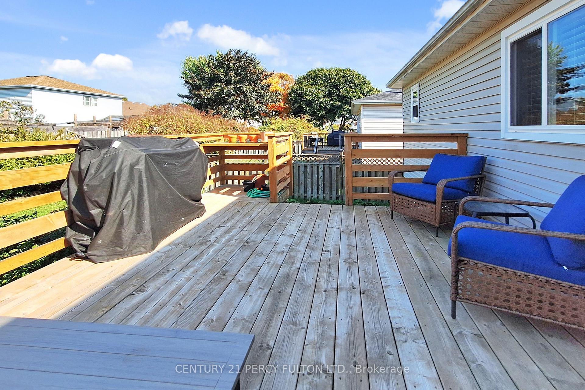 Photo 43 of 50 Freeland Avenue, Clarington, Bowmanville — HOMEH