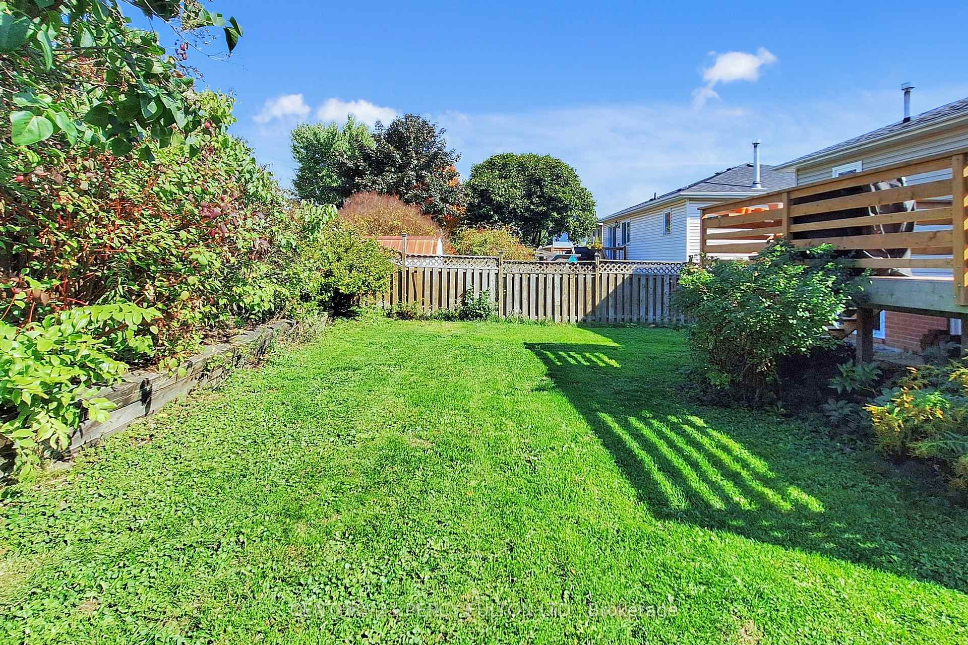 Photo 48 of 50 Freeland Avenue, Clarington, Bowmanville — HOMEH