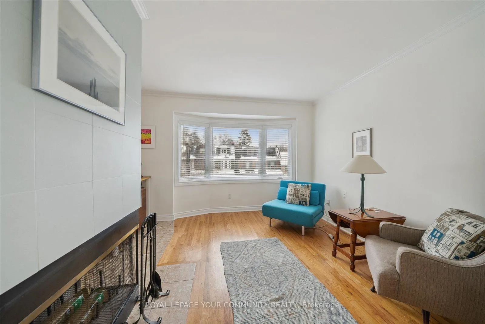 Front of Unit 201, 60 Kippendavie Avenue