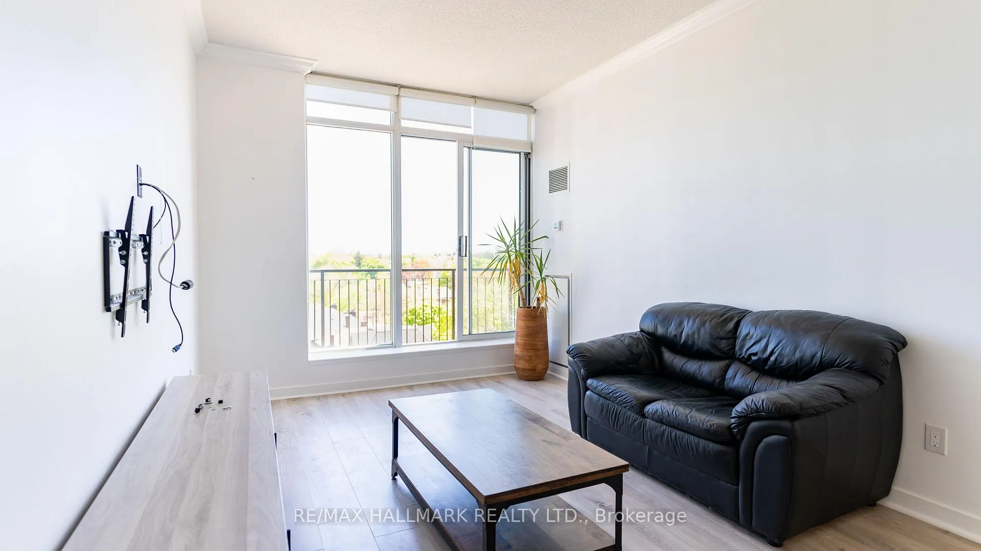 Photo 7 of Unit PH08, 18 Wanless Avenue, Toronto, Lawrence Park North — HOMEH