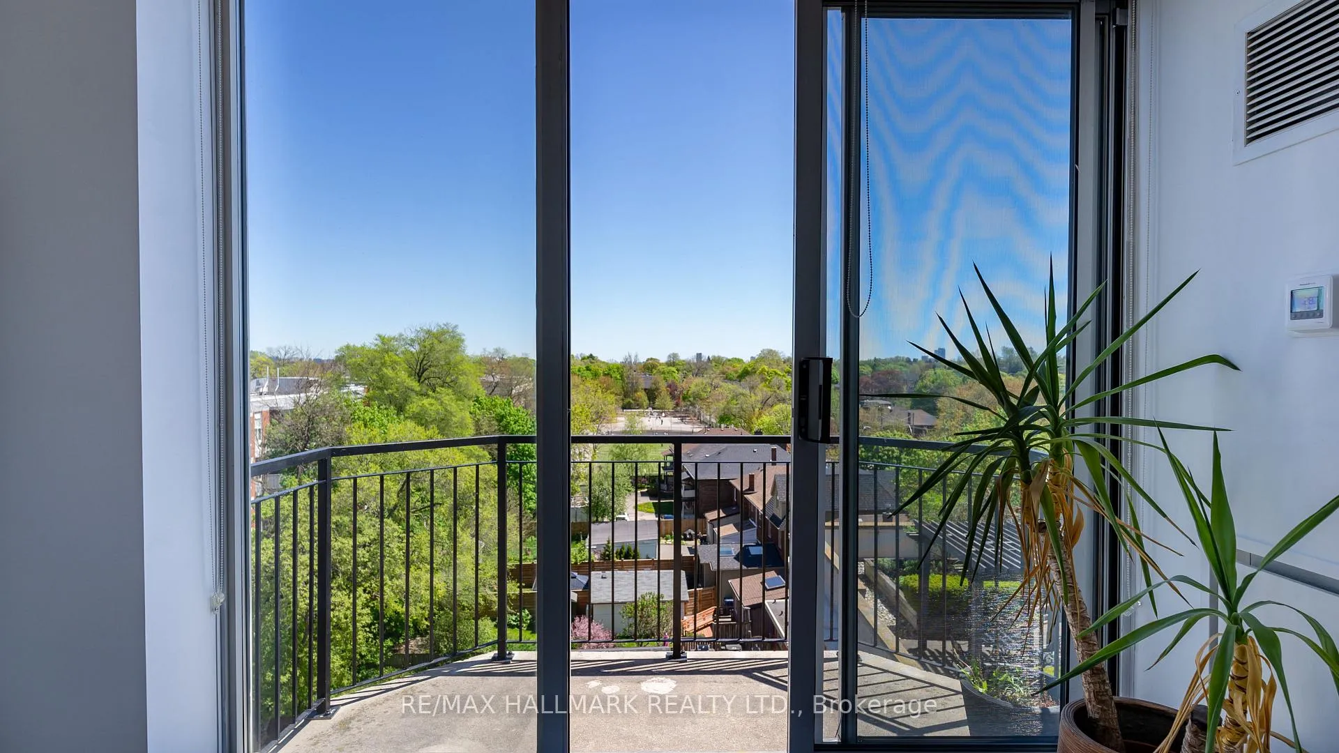 Photo 11 of Unit PH08, 18 Wanless Avenue, Toronto, Lawrence Park North — HOMEH