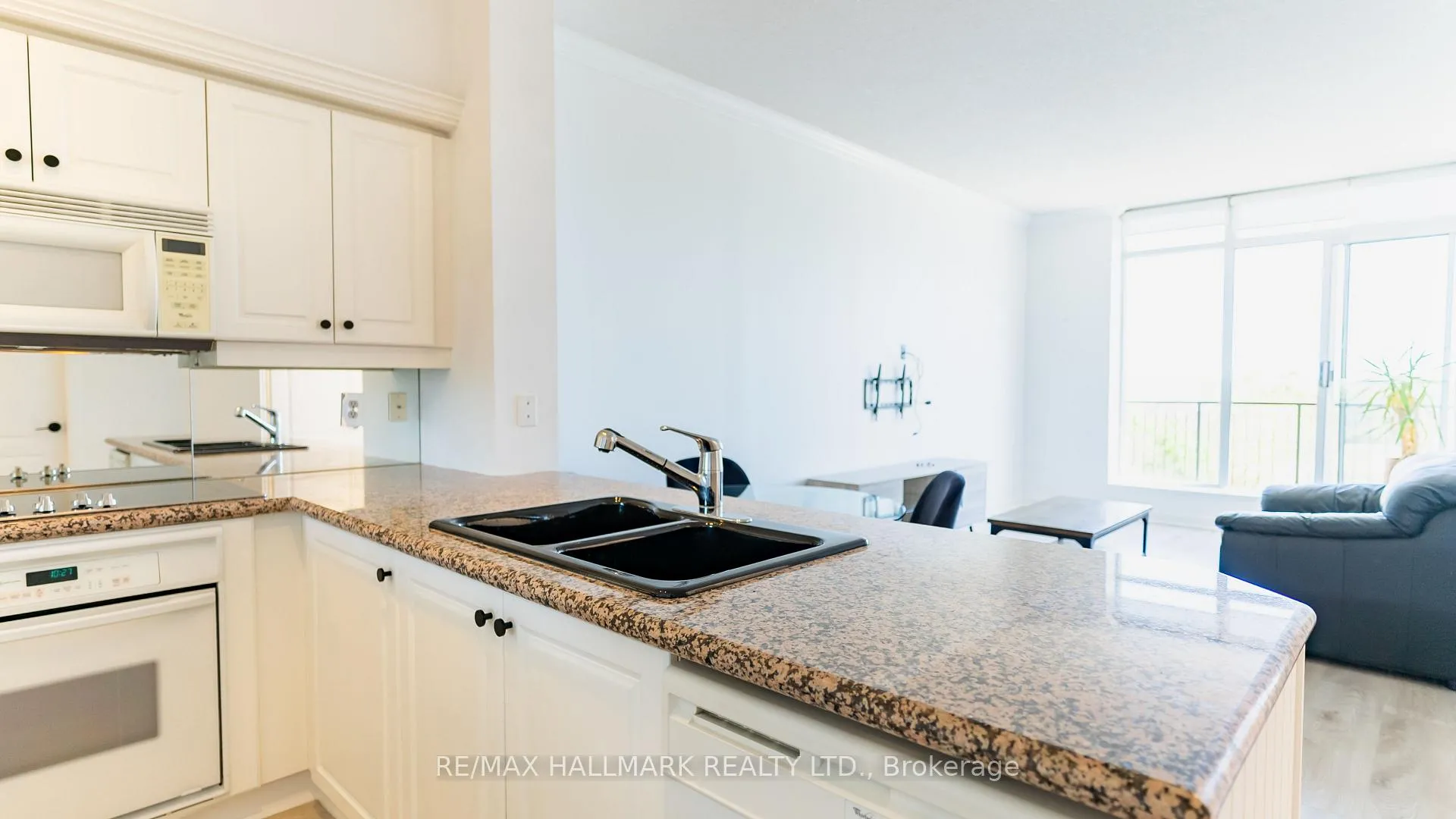 Photo 20 of Unit PH08, 18 Wanless Avenue, Toronto, Lawrence Park North — HOMEH