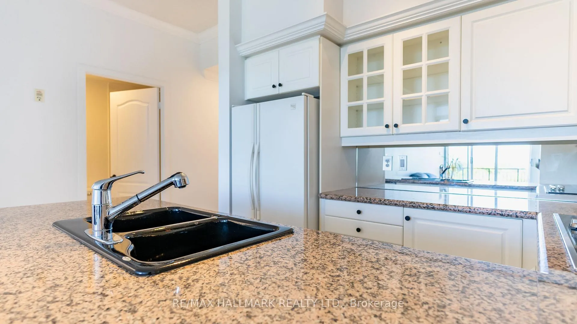 Photo 24 of Unit PH08, 18 Wanless Avenue, Toronto, Lawrence Park North — HOMEH
