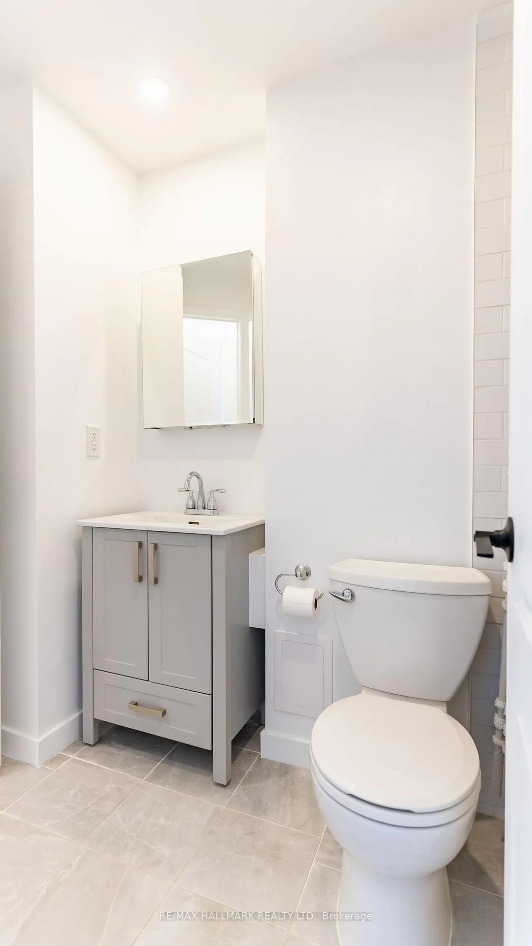 Photo 31 of Unit PH08, 18 Wanless Avenue, Toronto, Lawrence Park North — HOMEH
