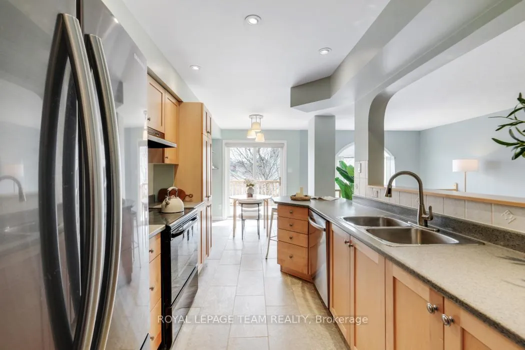 Photo 20 of 235 Saddlesmith Circle, Ottawa, Kanata - Emerald Meadows/Trailwest — HOMEH