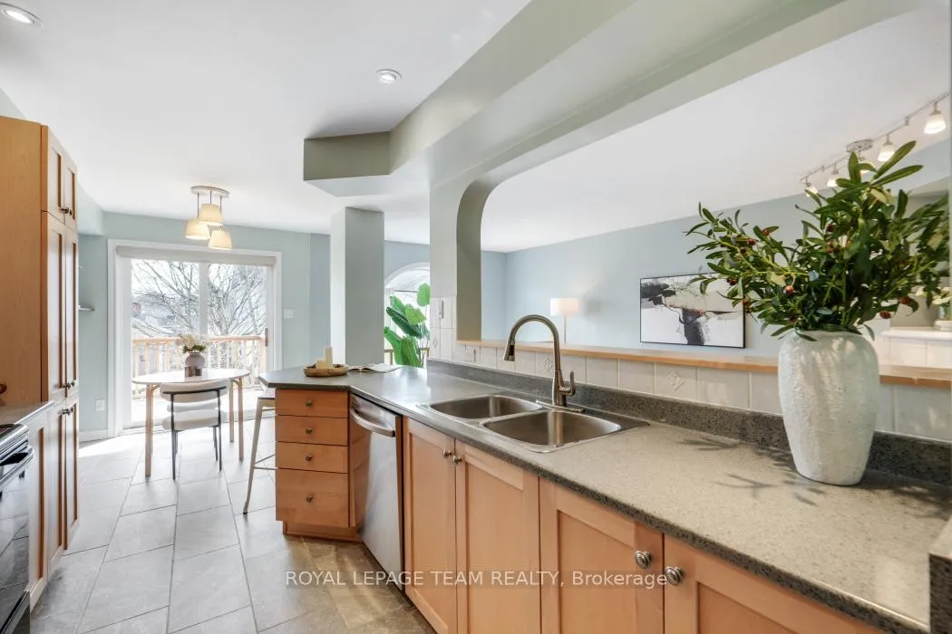 Photo 21 of 235 Saddlesmith Circle, Ottawa, Kanata - Emerald Meadows/Trailwest — HOMEH
