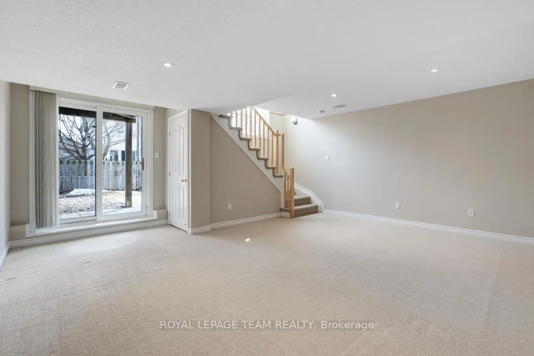 Photo 35 of 235 Saddlesmith Circle, Ottawa, Kanata - Emerald Meadows/Trailwest — HOMEH