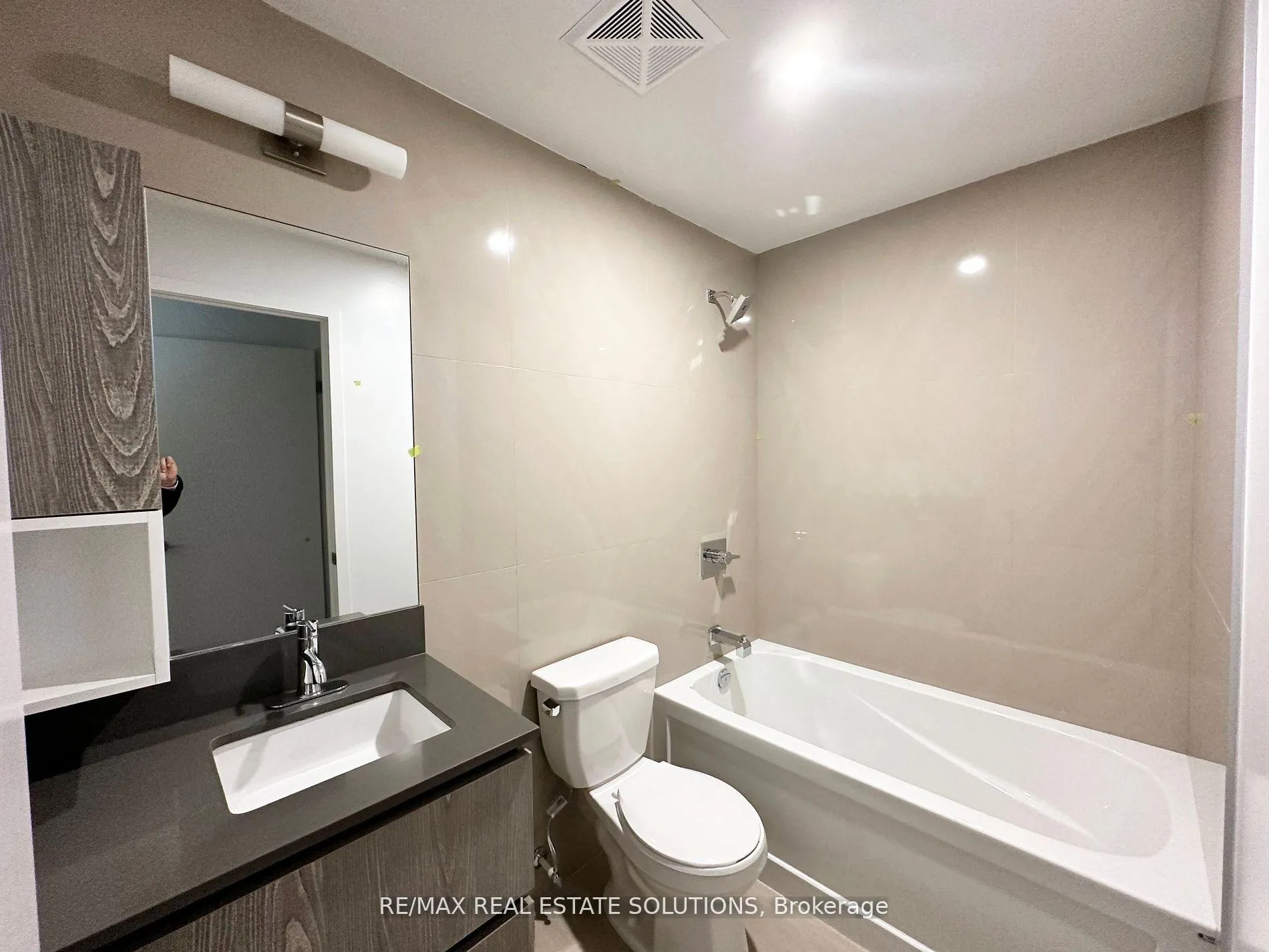 Photo 10 of Unit 206, 665 Queen Street E, Toronto, South Riverdale — HOMEH