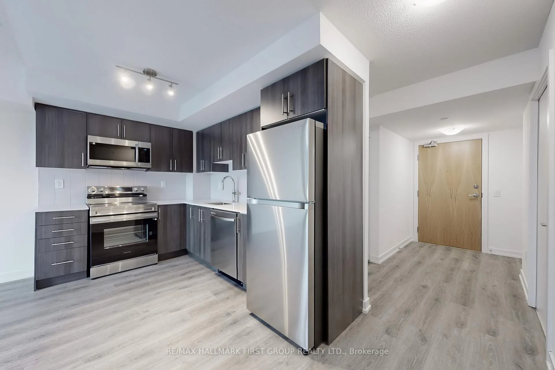 Photo 9 of Unit 516, 1435 Celebration Drive, Pickering, Bay Ridges — HOMEH