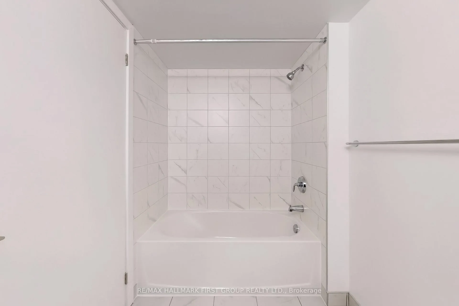 Photo 16 of Unit 516, 1435 Celebration Drive, Pickering, Bay Ridges — HOMEH