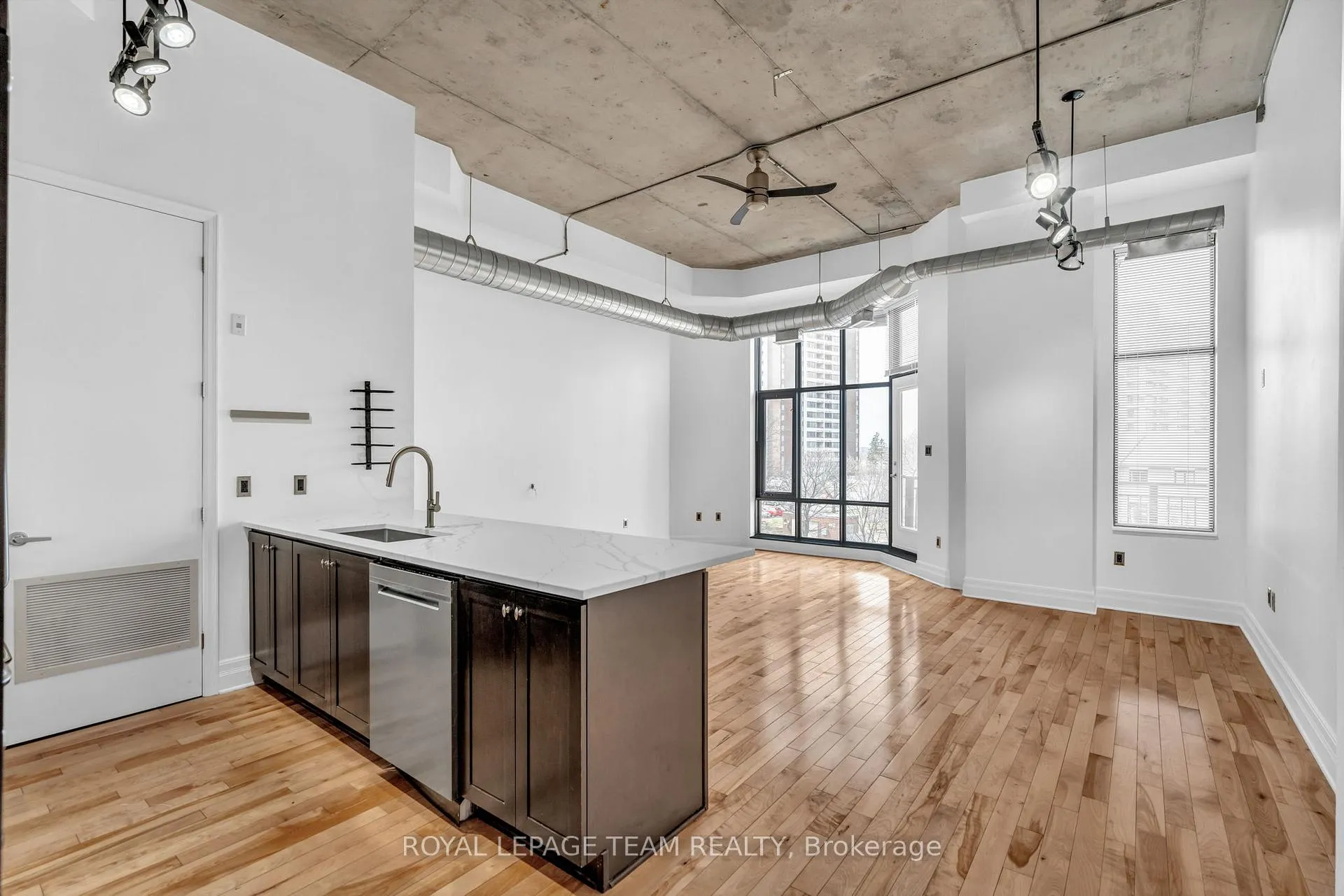 Photo 2 of Unit 310, 420 Berkley Avenue, Ottawa, Westboro West — HOMEH