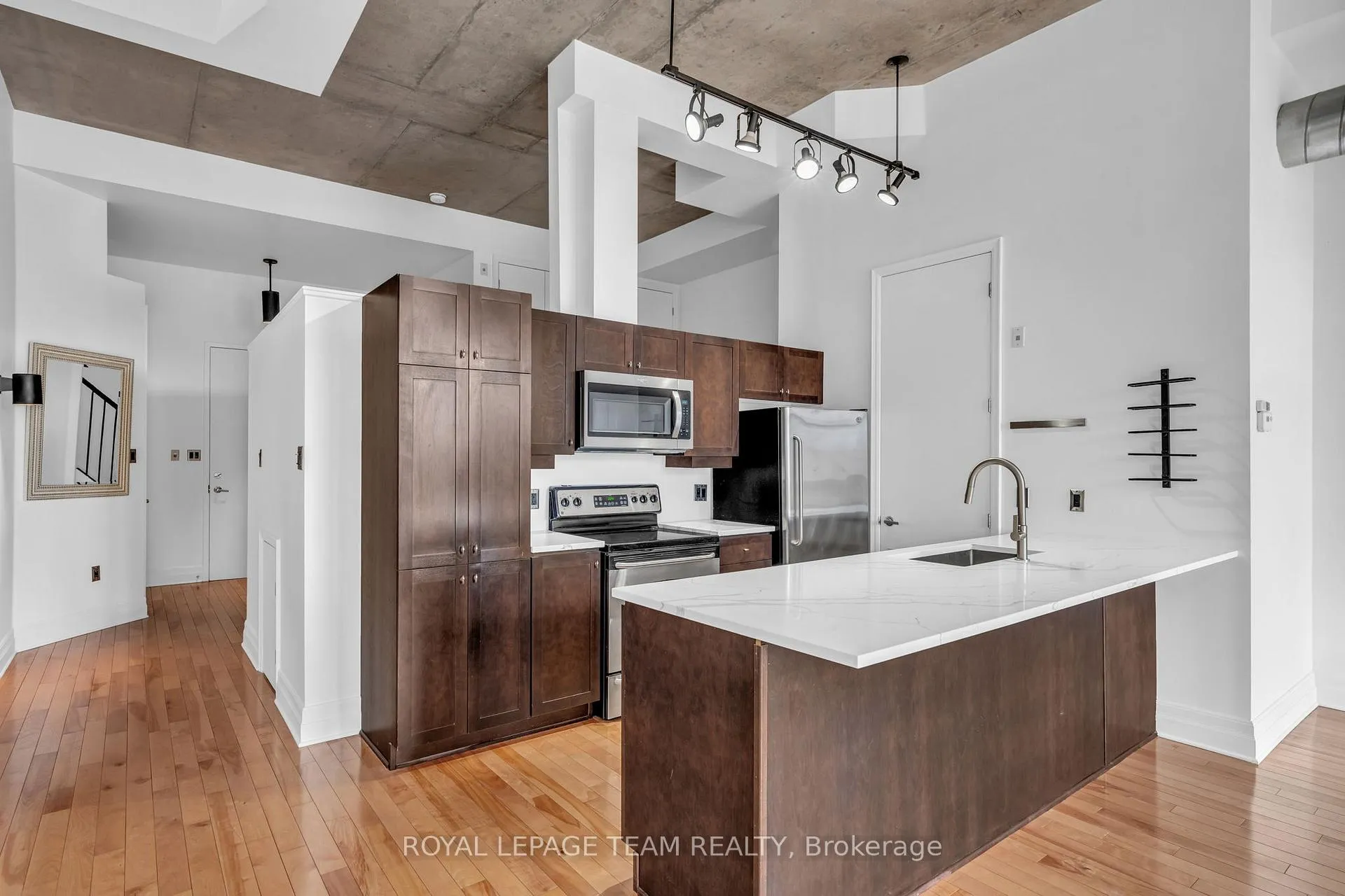 Photo 6 of Unit 310, 420 Berkley Avenue, Ottawa, Westboro West — HOMEH