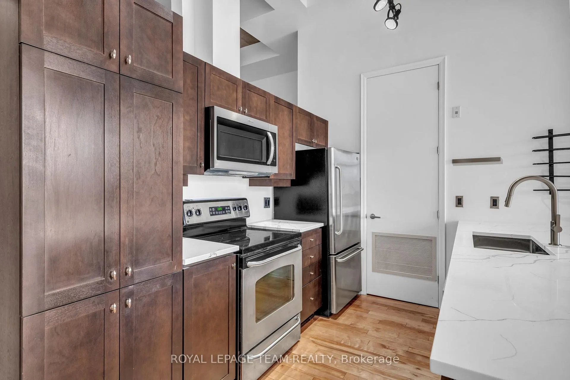 Photo 7 of Unit 310, 420 Berkley Avenue, Ottawa, Westboro West — HOMEH