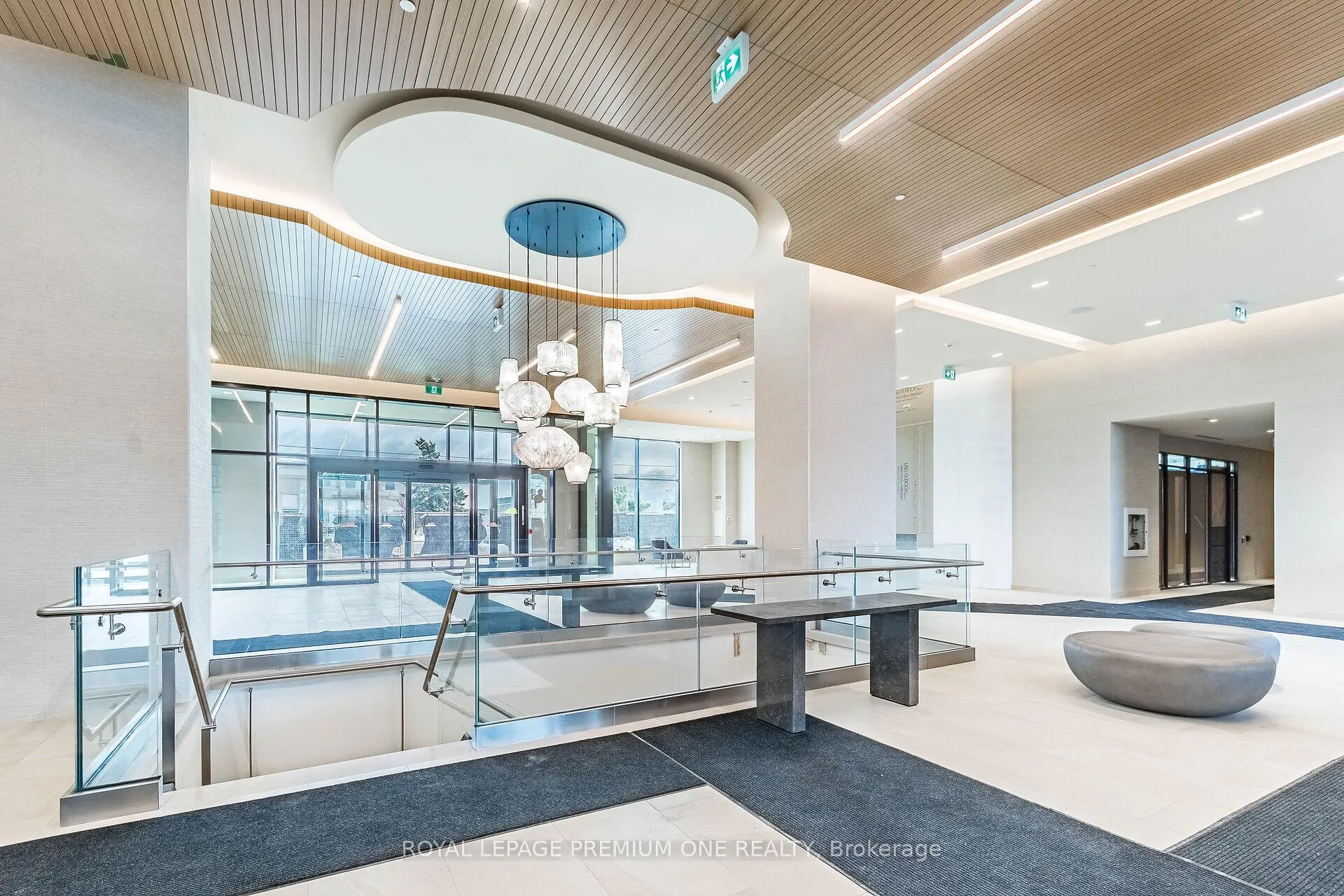 Photo 4 of Unit 615, 8960 Jane Street, Vaughan, Maple — HOMEH