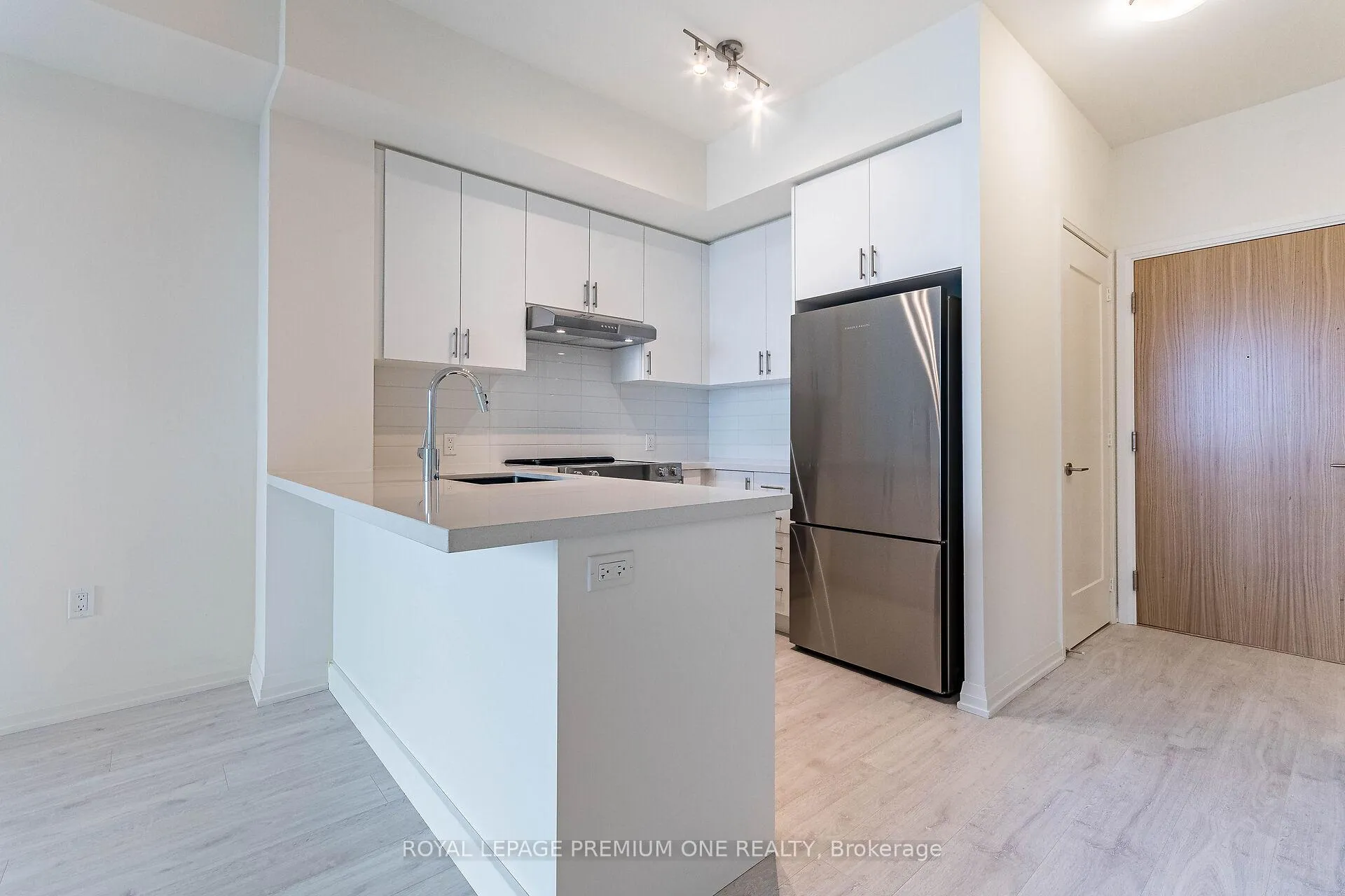 Photo 10 of Unit 615, 8960 Jane Street, Vaughan, Maple — HOMEH