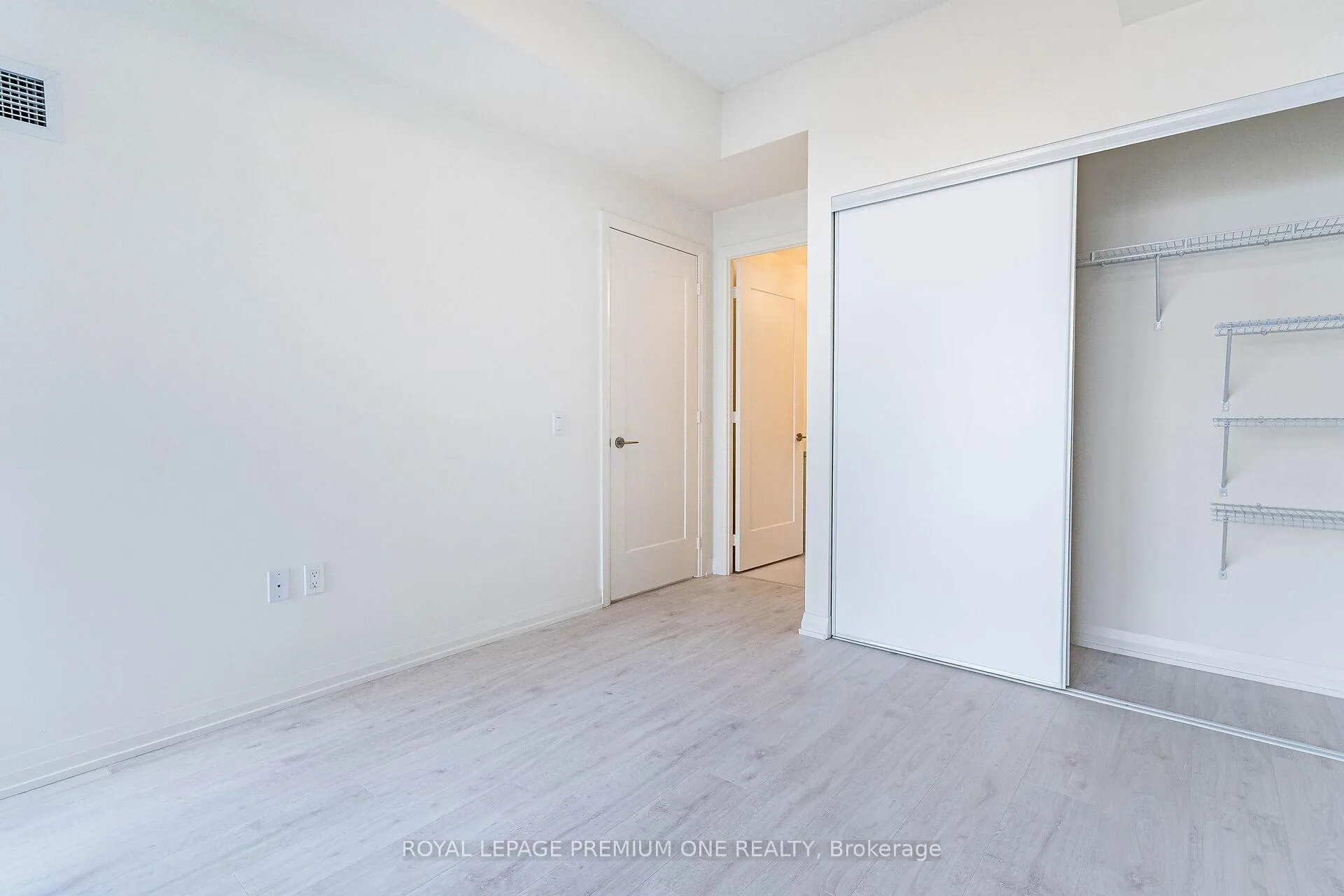 Photo 23 of Unit 615, 8960 Jane Street, Vaughan, Maple — HOMEH