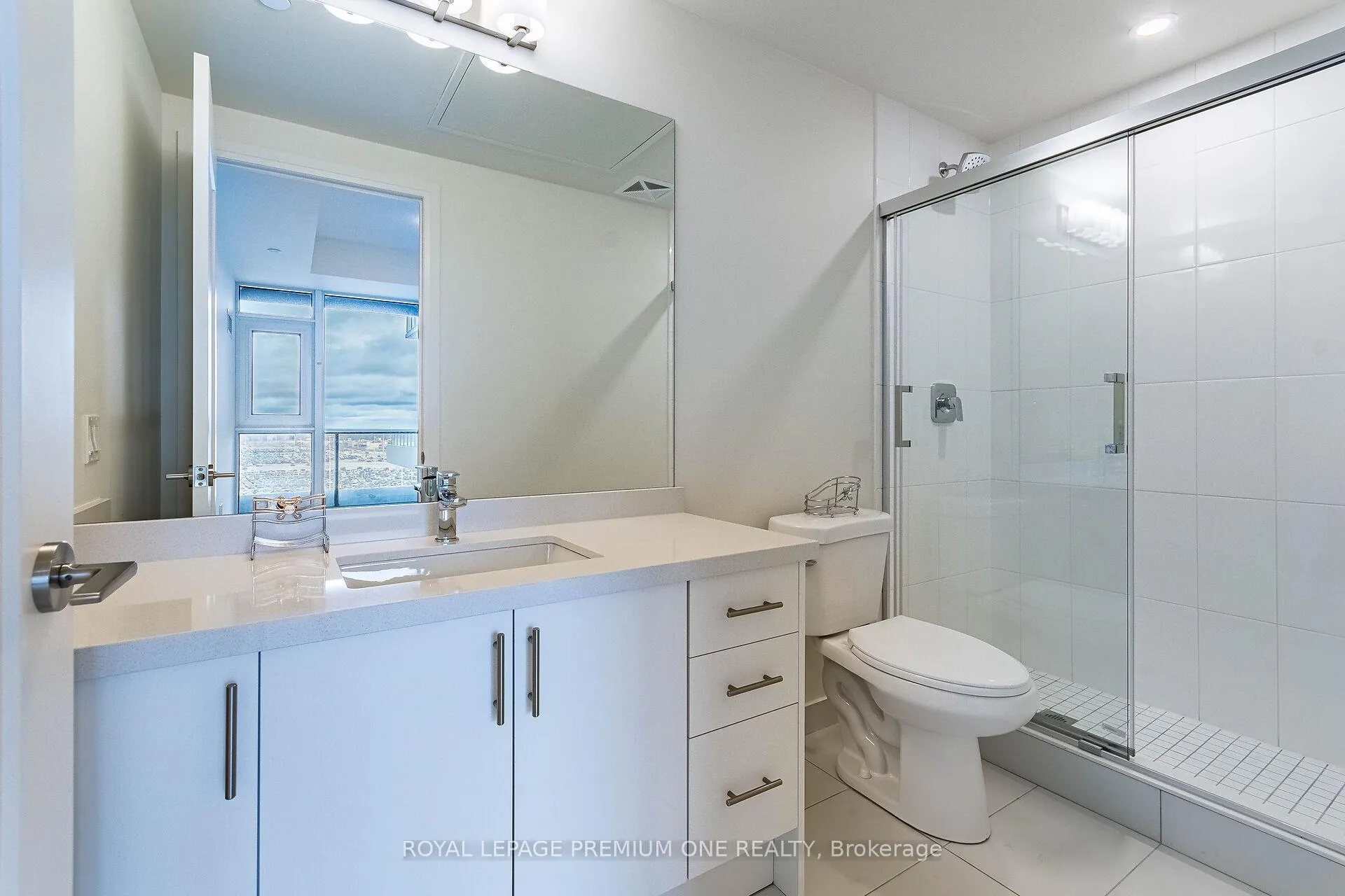 Photo 24 of Unit 615, 8960 Jane Street, Vaughan, Maple — HOMEH