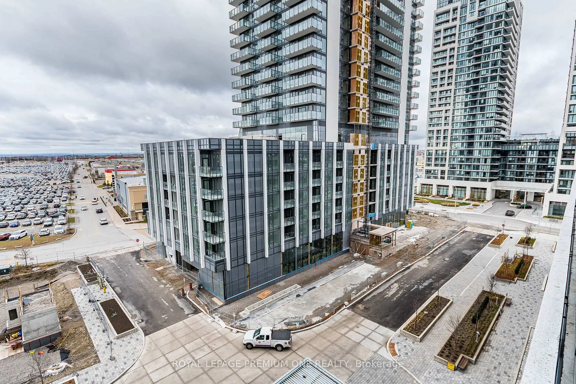 Photo 35 of Unit 615, 8960 Jane Street, Vaughan, Maple — HOMEH