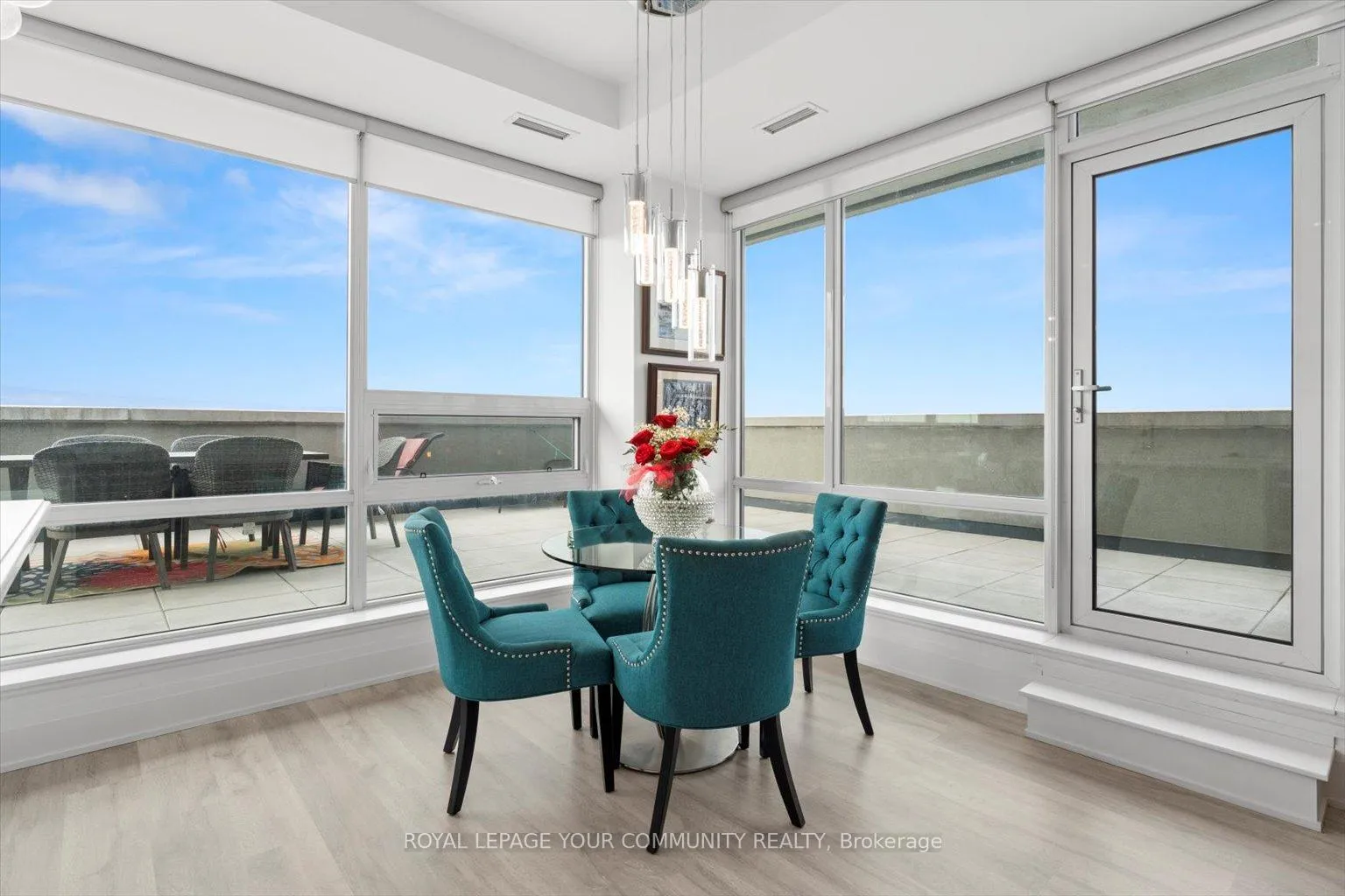 Photo 14 of Unit 1001, 4800 Highway 7, Vaughan, West Woodbridge — HOMEH