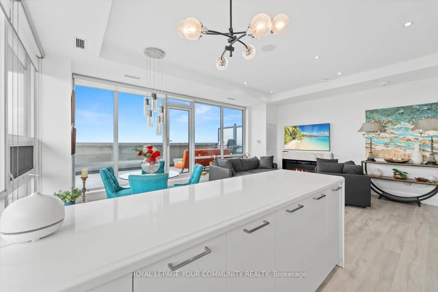Photo 19 of Unit 1001, 4800 Highway 7, Vaughan, West Woodbridge — HOMEH