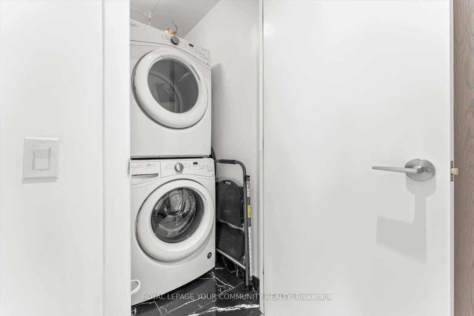 Photo 24 of Unit 1001, 4800 Highway 7, Vaughan, West Woodbridge — HOMEH