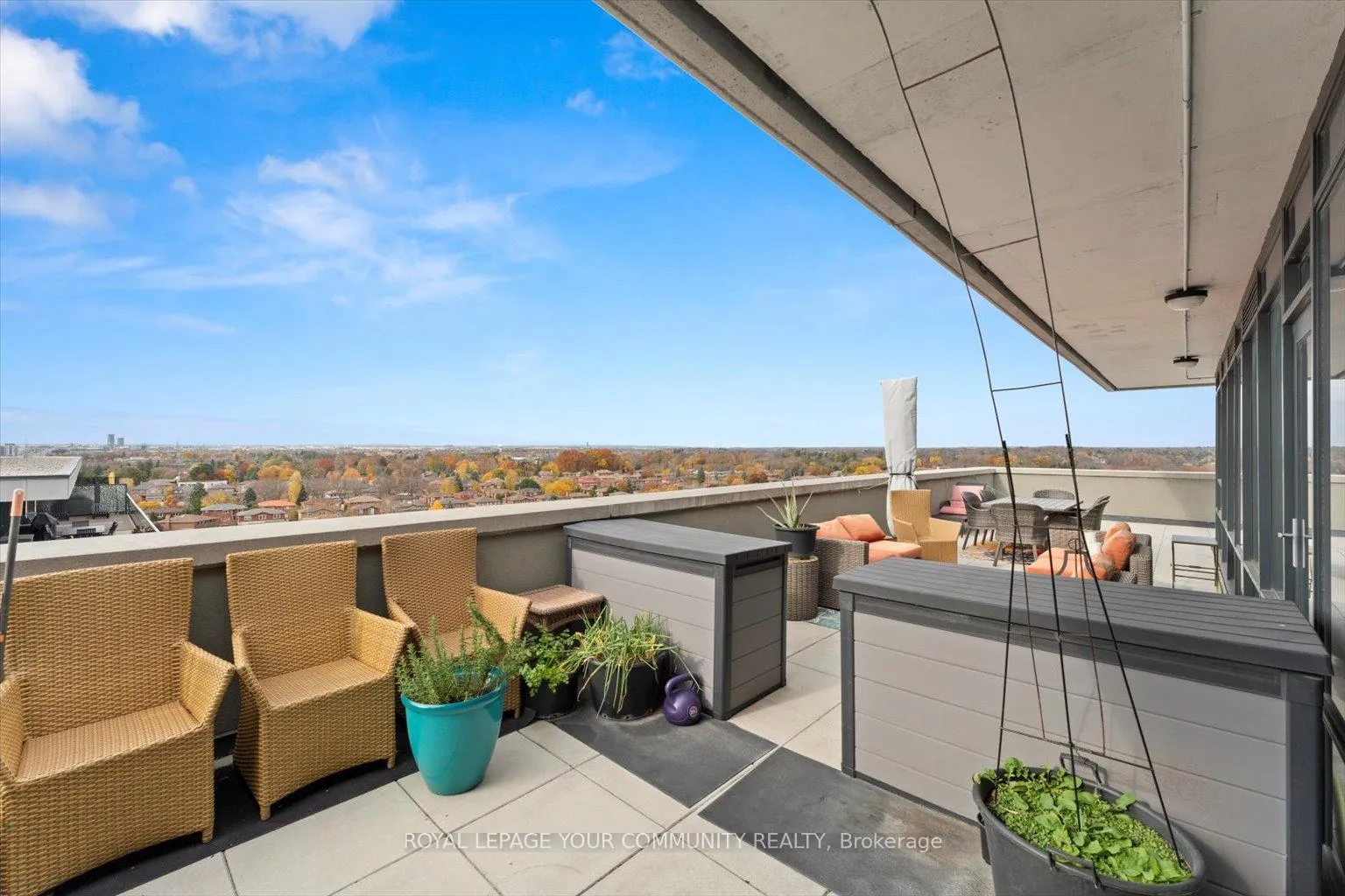 Photo 25 of Unit 1001, 4800 Highway 7, Vaughan, West Woodbridge — HOMEH