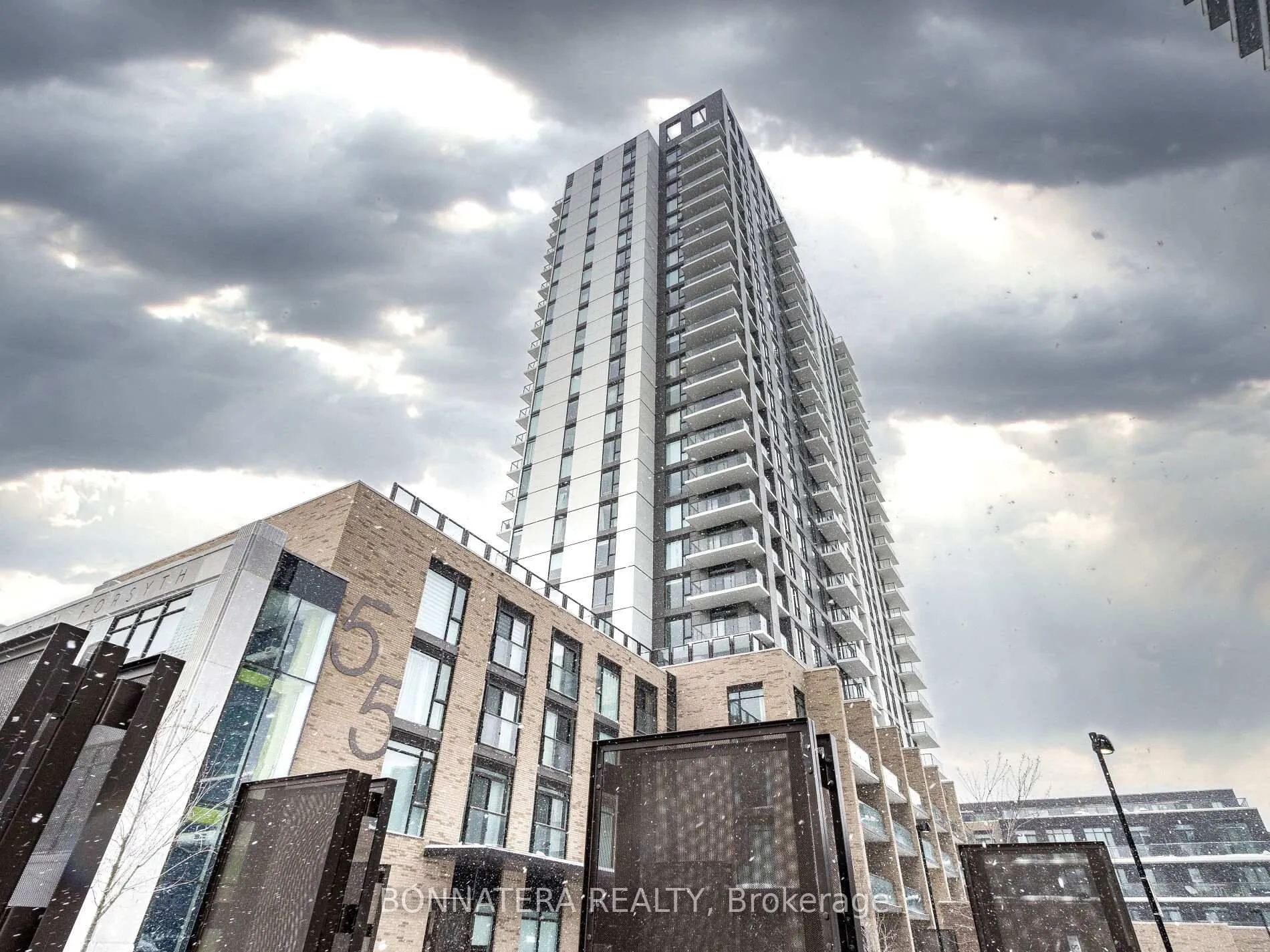 Photo 1 of Unit 1302, 55 Duke Street W, Kitchener, City Commercial Core — HOMEH