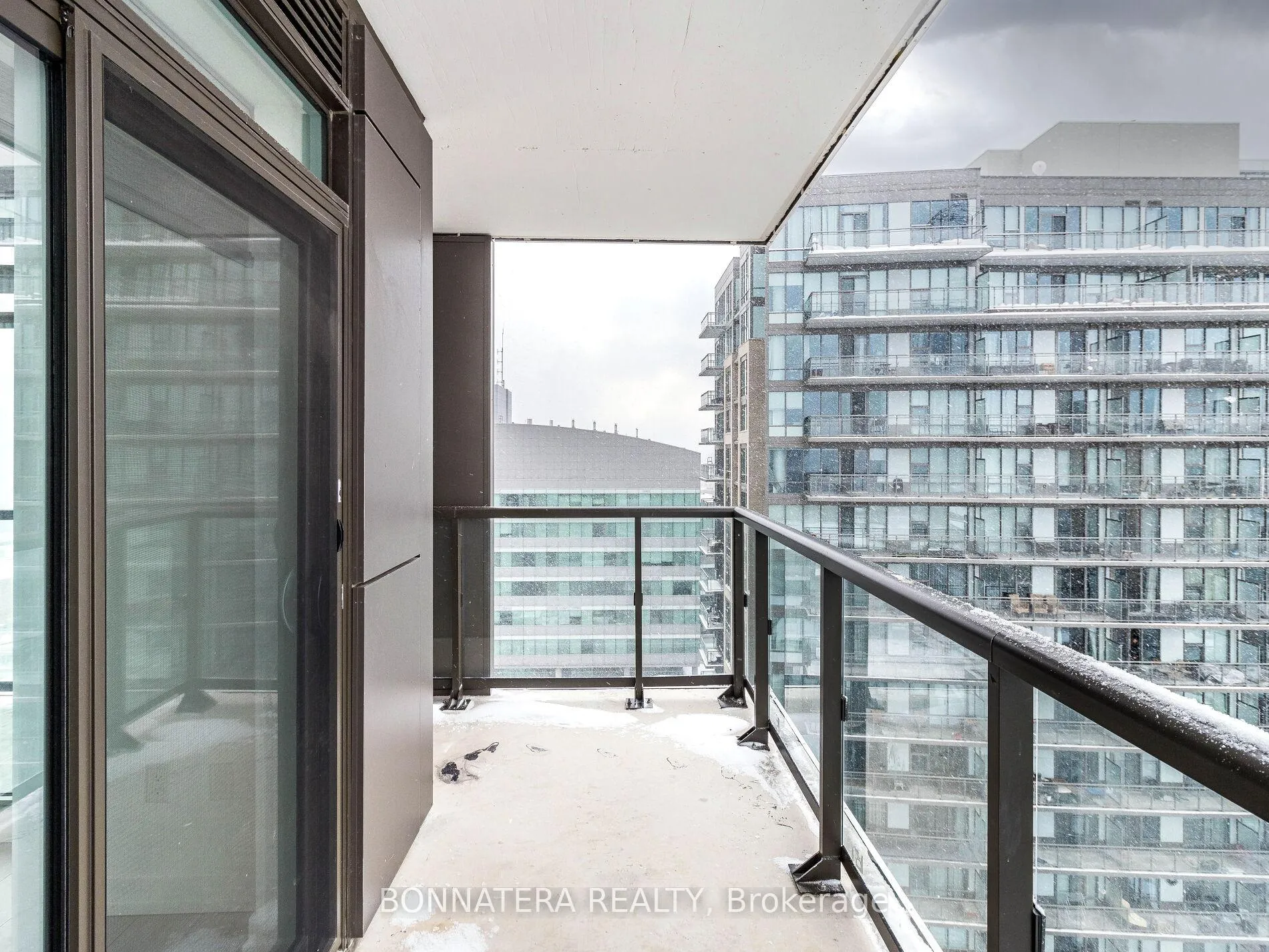 Photo 29 of Unit 1302, 55 Duke Street W, Kitchener, City Commercial Core — HOMEH
