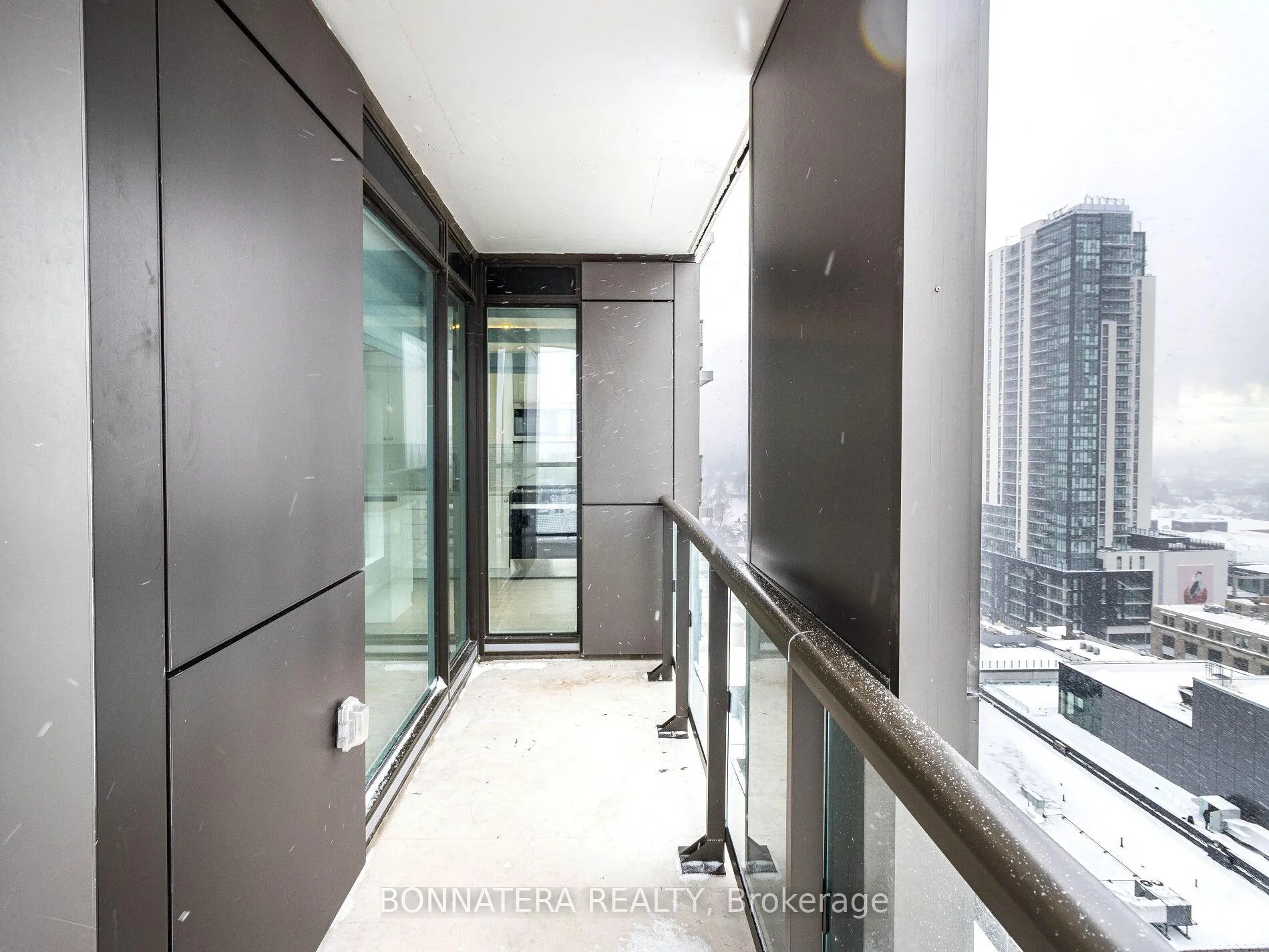 Photo 31 of Unit 1302, 55 Duke Street W, Kitchener, City Commercial Core — HOMEH