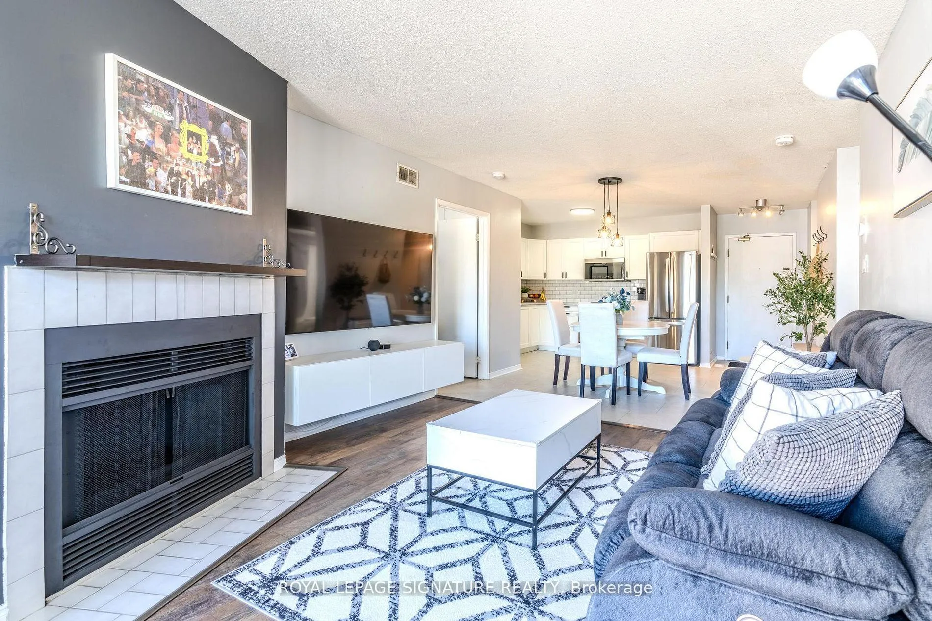 Photo 17 of Unit 215, 126 Bell Farm Road, Barrie, Alliance — HOMEH