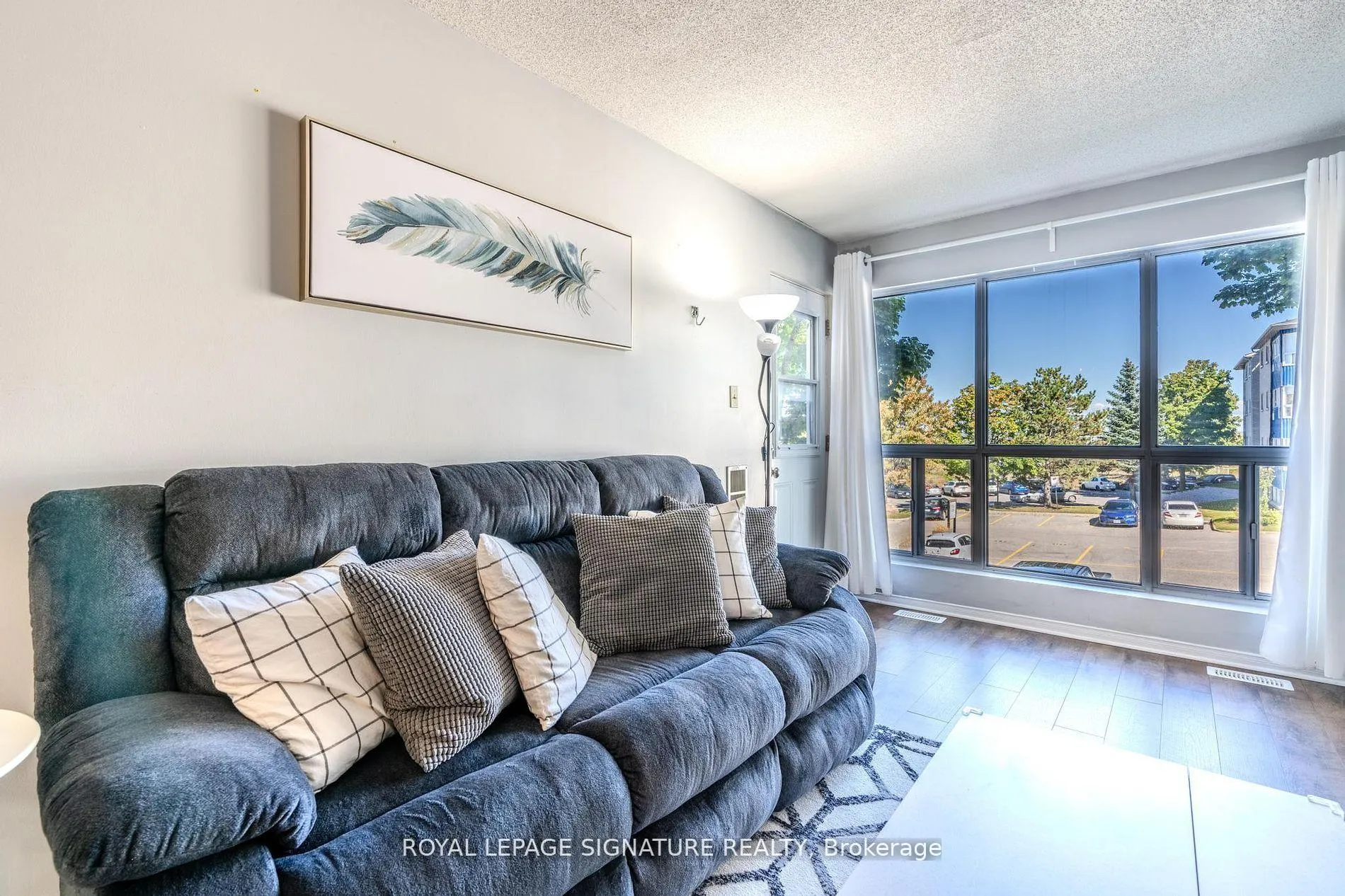 Photo 18 of Unit 215, 126 Bell Farm Road, Barrie, Alliance — HOMEH