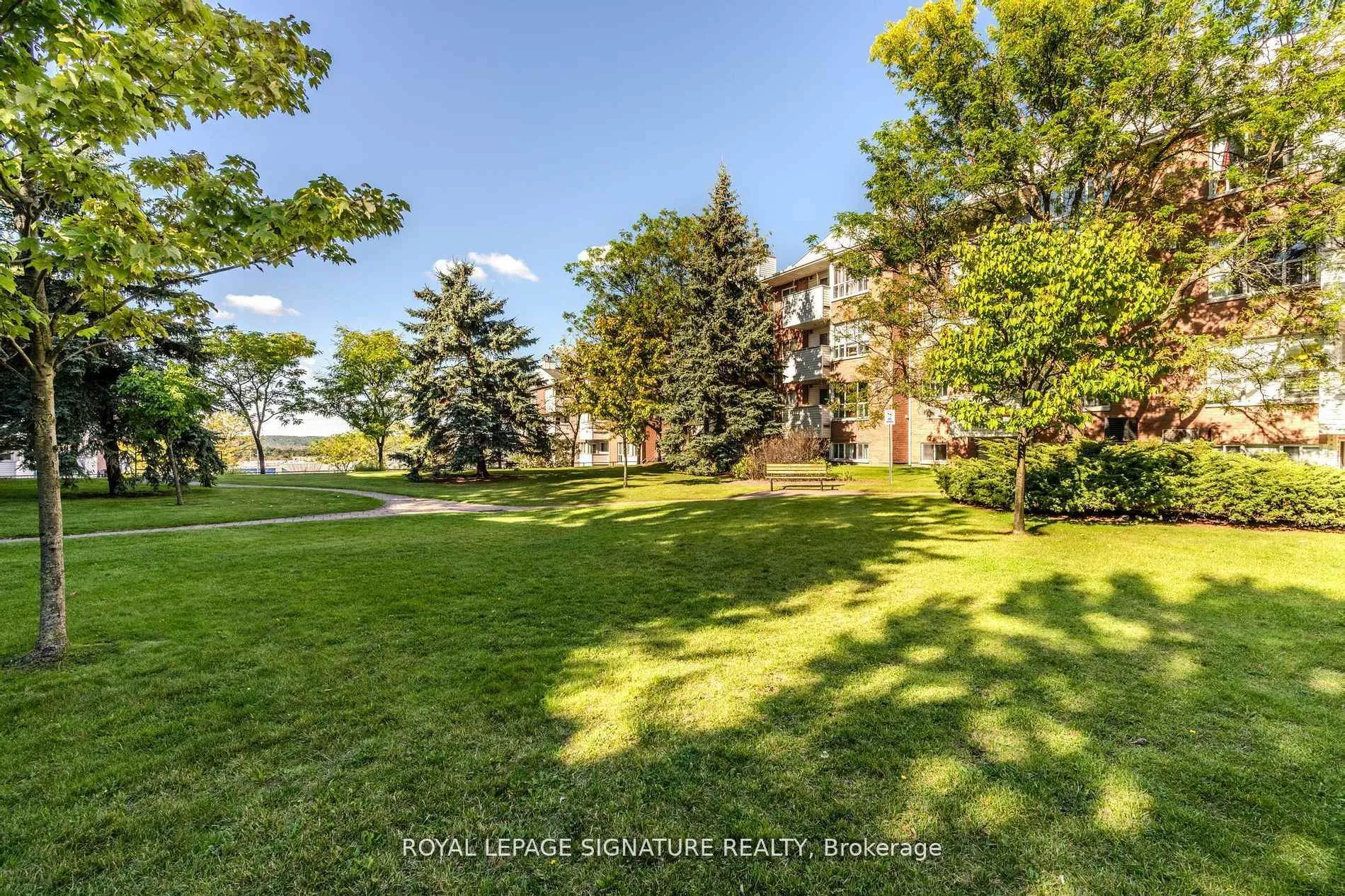 Photo 30 of Unit 215, 126 Bell Farm Road, Barrie, Alliance — HOMEH