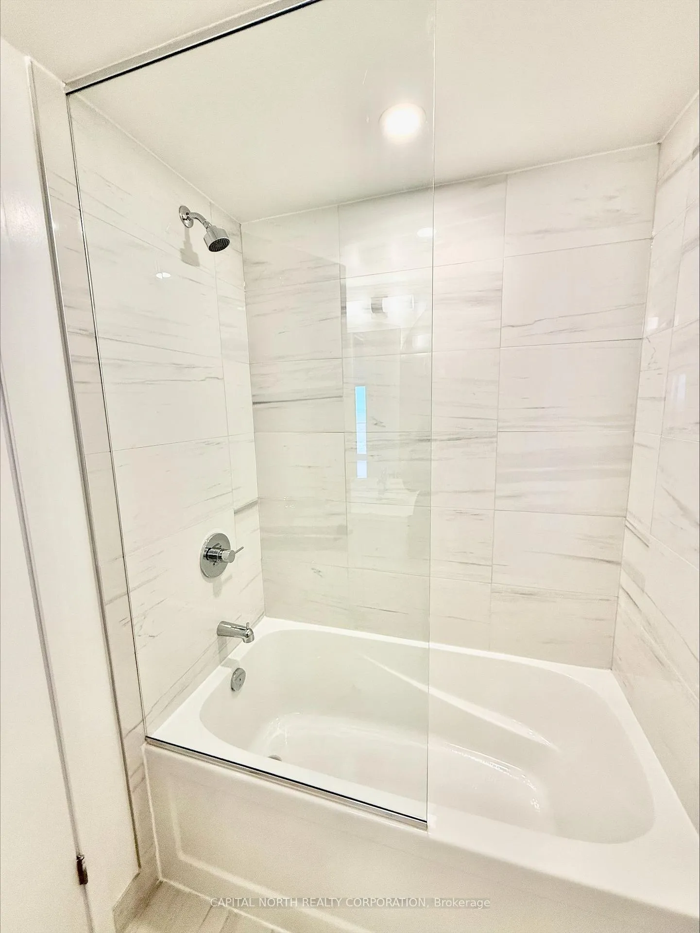Photo 10 of Unit 3910, 195 Commerce Street, Vaughan, Vaughan Corporate Centre — HOMEH