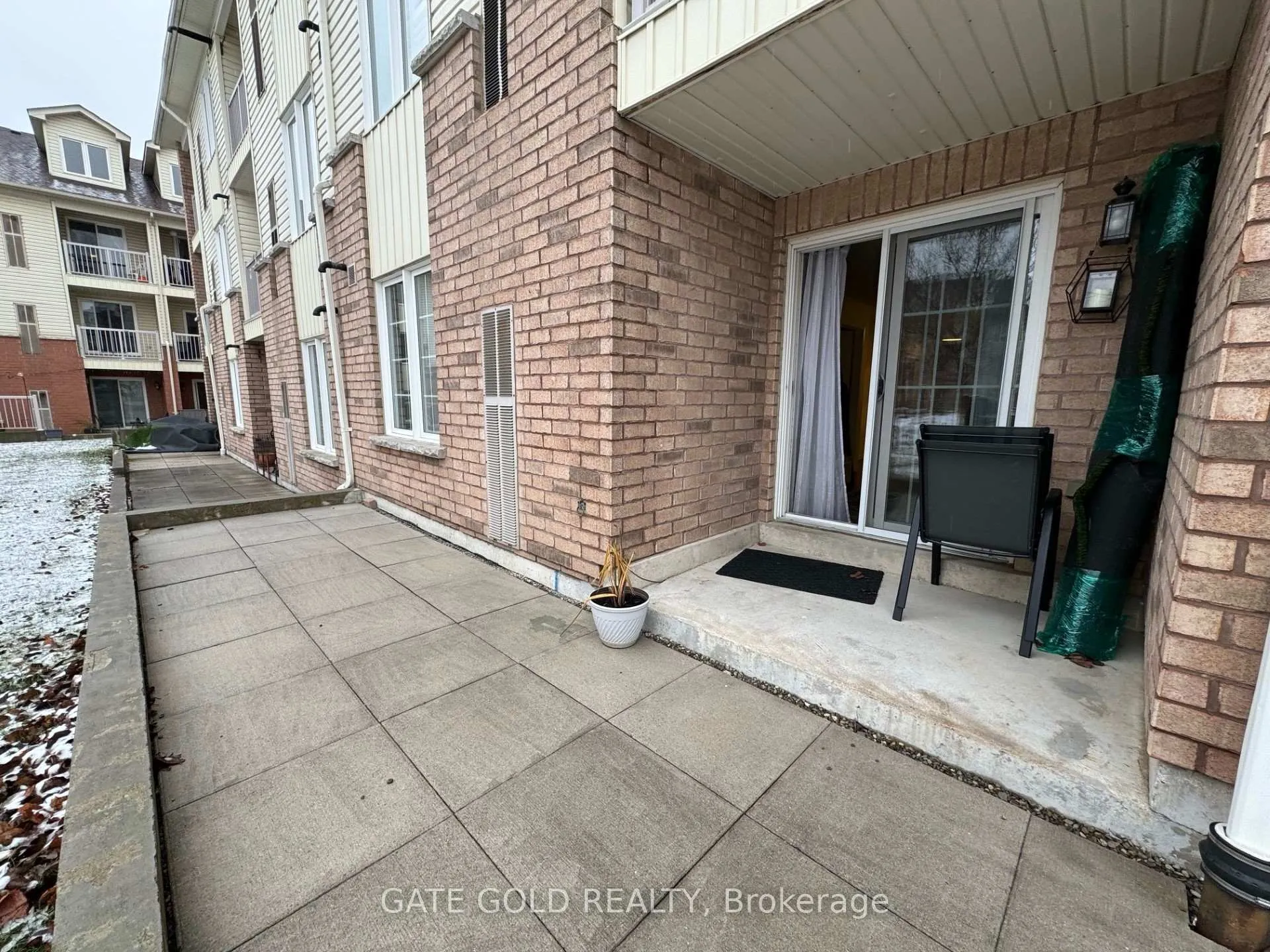 Photo 14 of Unit 1, 33 Petra Way, Whitby, Pringle Creek — HOMEH