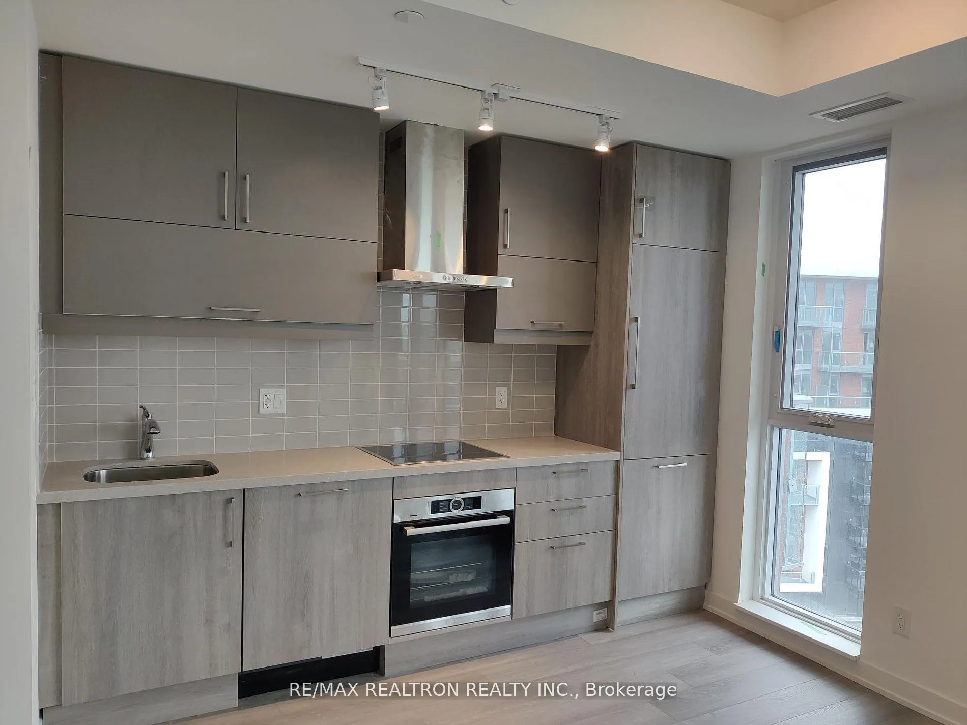 Photo 3 of Unit A1714, 8119 Birchmount Road, Markham, Unionville — HOMEH