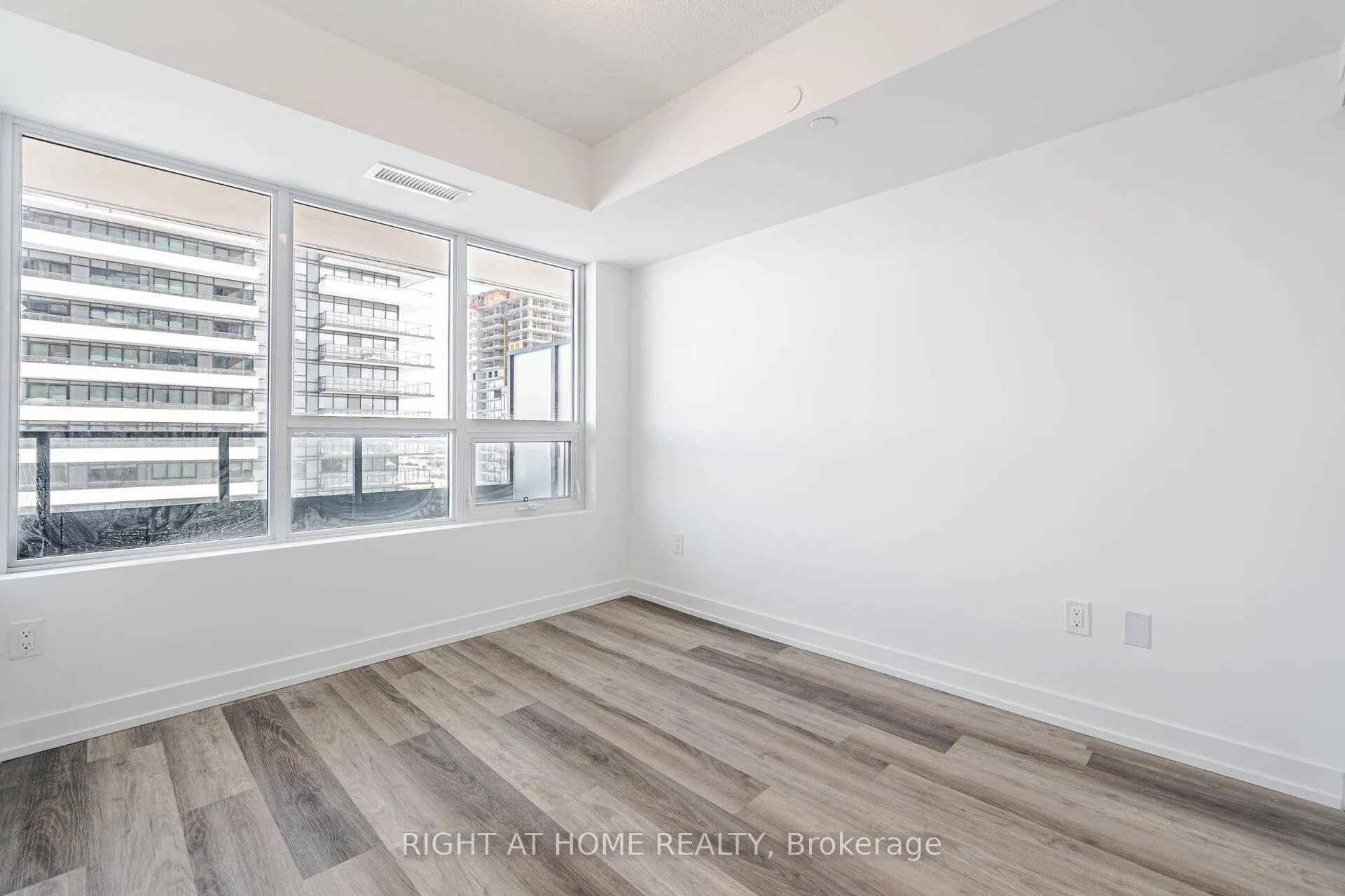 Photo 22 of Unit 1506, 1435 Celebration Drive, Pickering, Bay Ridges — HOMEH