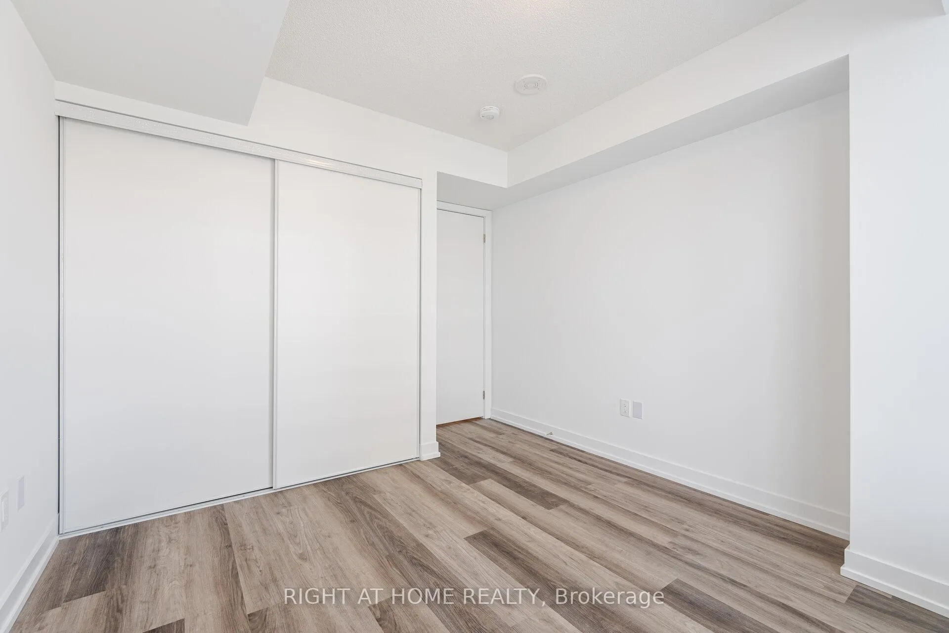 Photo 24 of Unit 1506, 1435 Celebration Drive, Pickering, Bay Ridges — HOMEH
