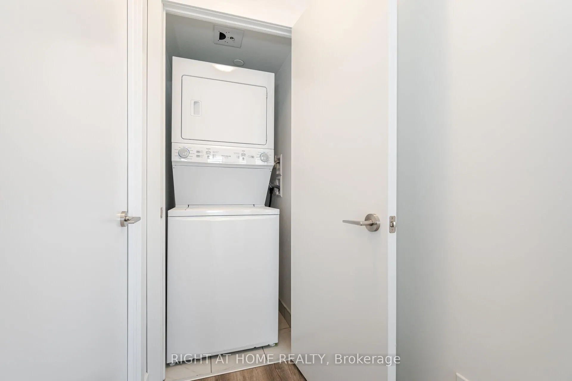 Photo 27 of Unit 1506, 1435 Celebration Drive, Pickering, Bay Ridges — HOMEH