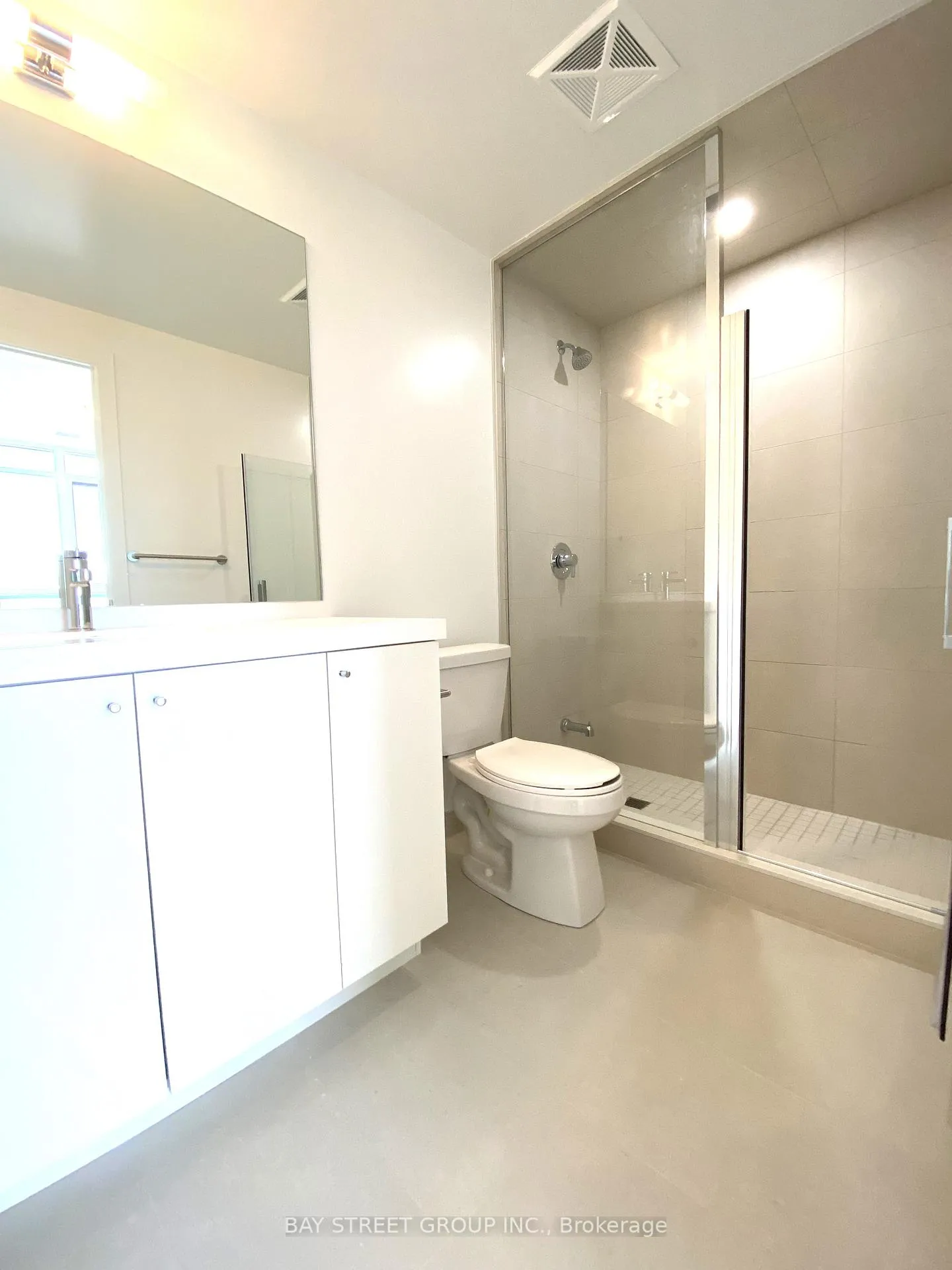Photo 5 of Unit 910, 2545 Simcoe Street N, Oshawa, Windfields — HOMEH
