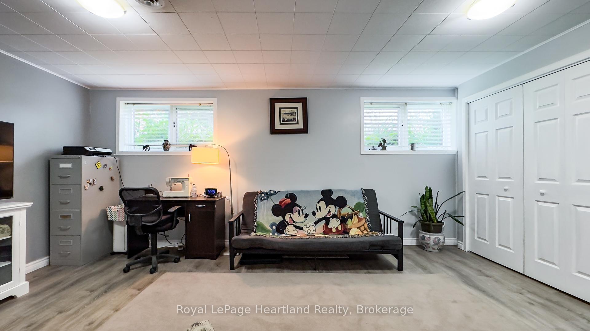 Photo 21 of 205 Blake Street W, Goderich, Goderich (Town) — HOMEH
