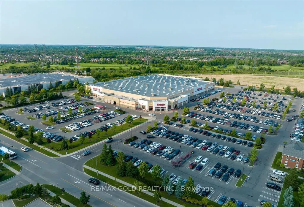 Photo 3 of Unit 116, 7400 Markham Road, Markham, Middlefield — HOMEH