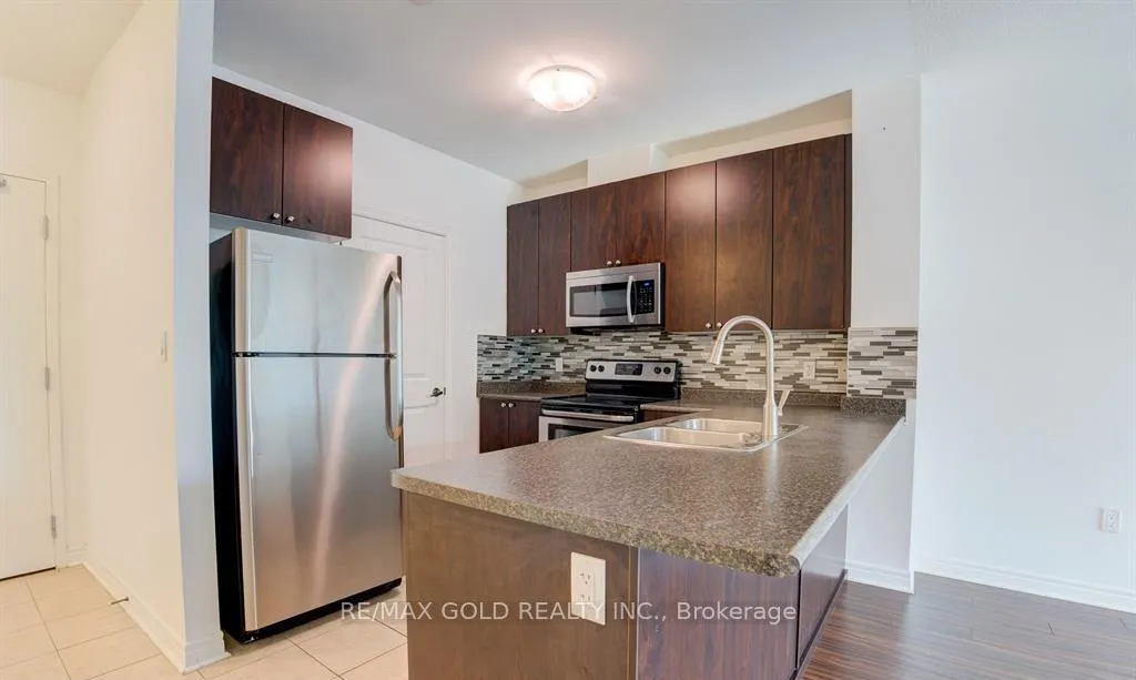 Photo 6 of Unit 116, 7400 Markham Road, Markham, Middlefield — HOMEH