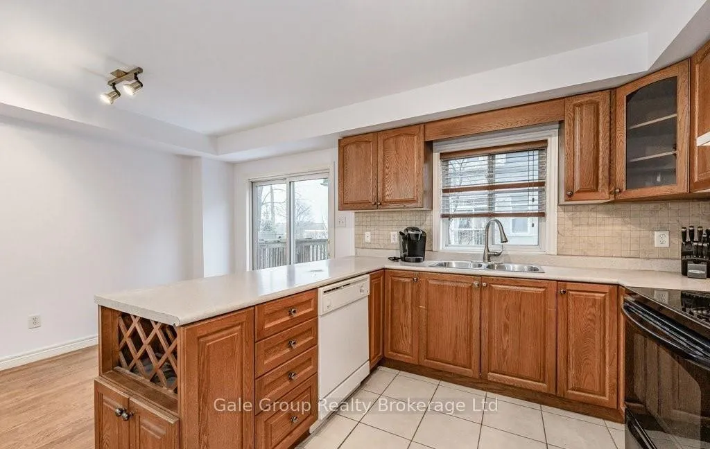Photo 11 of Unit 2, 1248 Guelph Line, Burlington, Mountainside — HOMEH